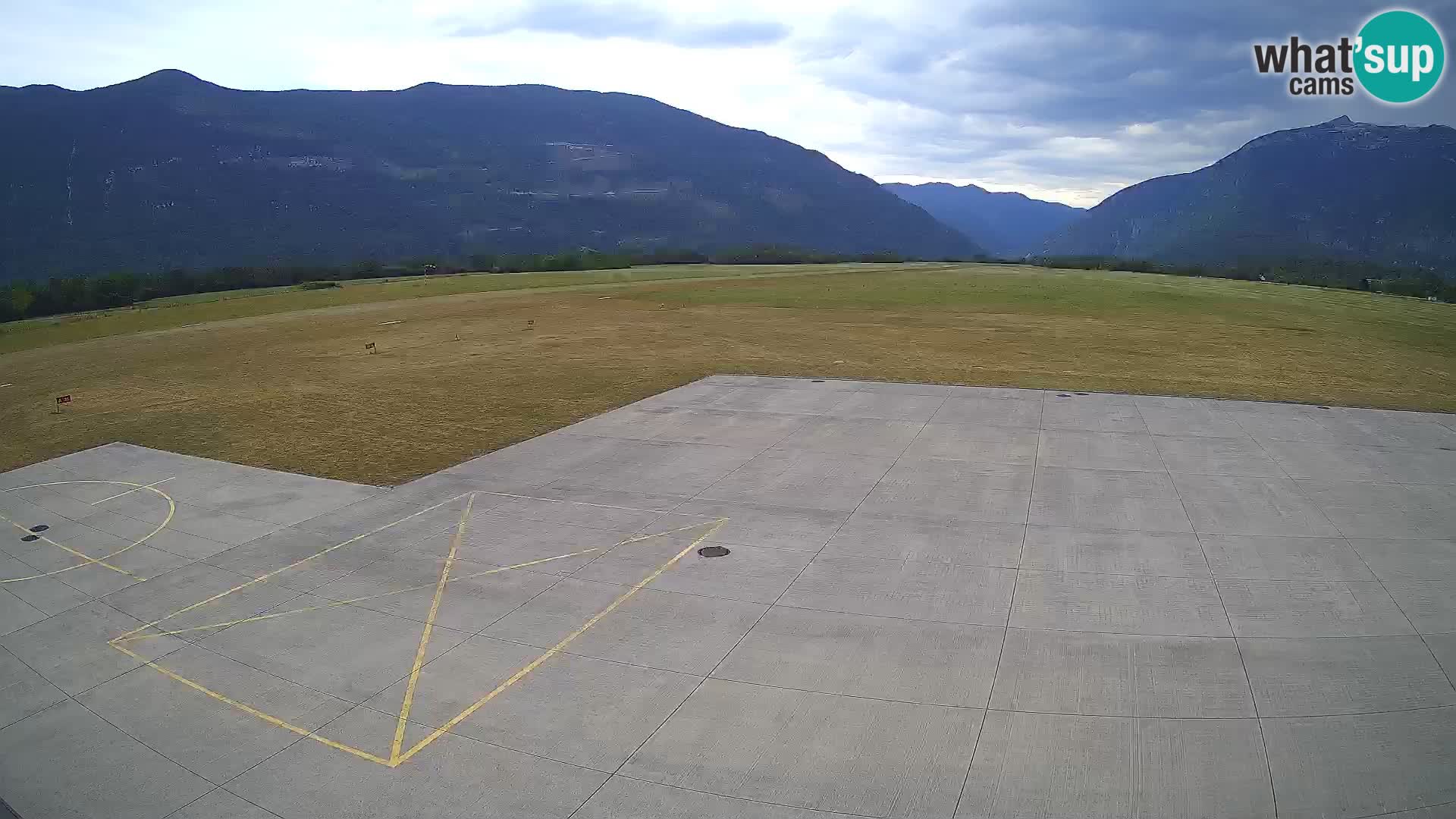 Webcam de l’aéroport de Bovec – Skydive Bovec