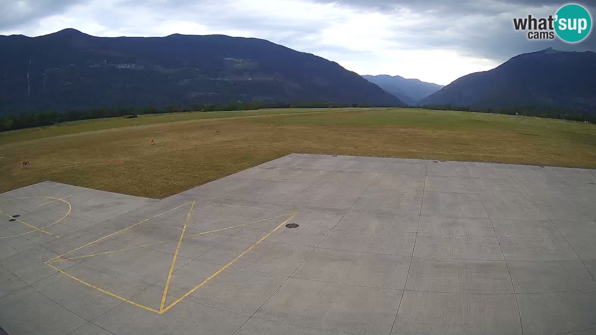Webcam de l’aéroport de Bovec – Skydive Bovec