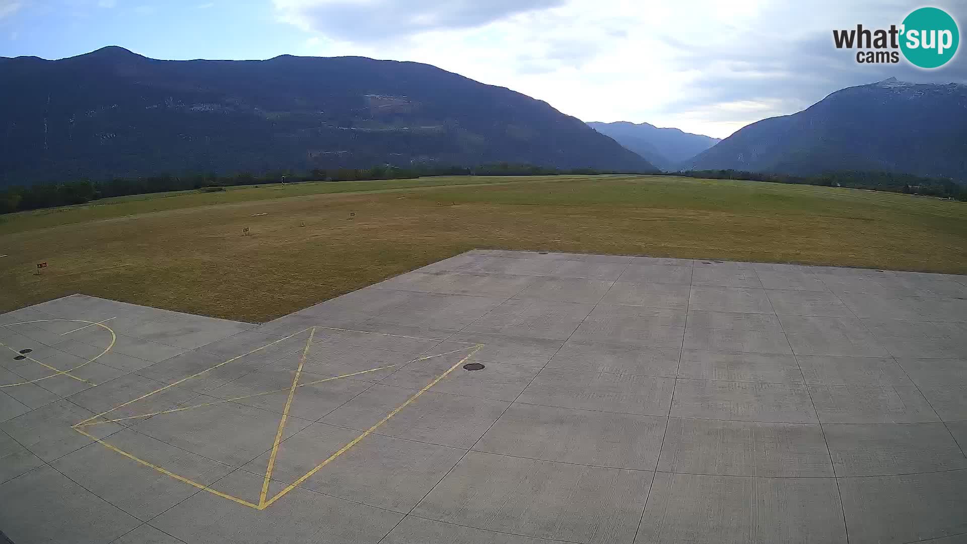 Webcam des Flughafens Bovec – Skydive Bovec