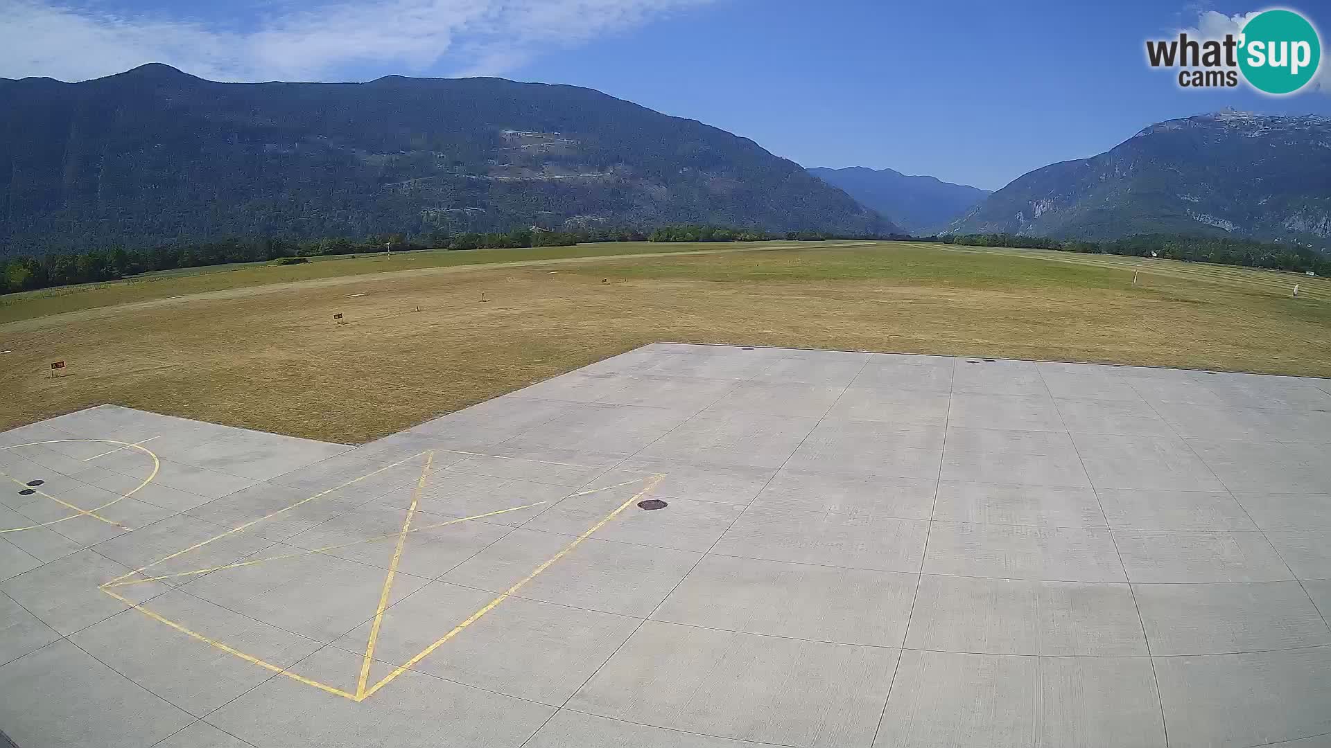 Bovec airport webcam – Skydive Bovec
