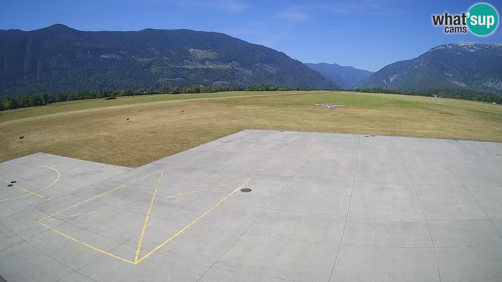 Cámara web del aeropuerto de Bovec – Skydive Bovec