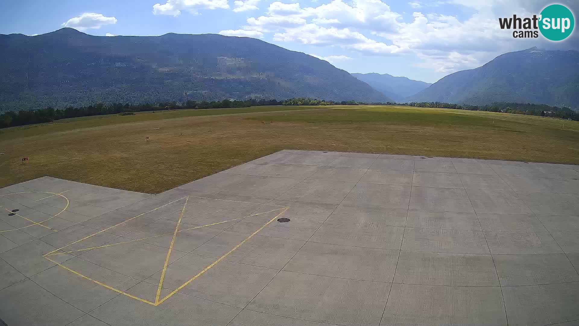 Webcam des Flughafens Bovec – Skydive Bovec