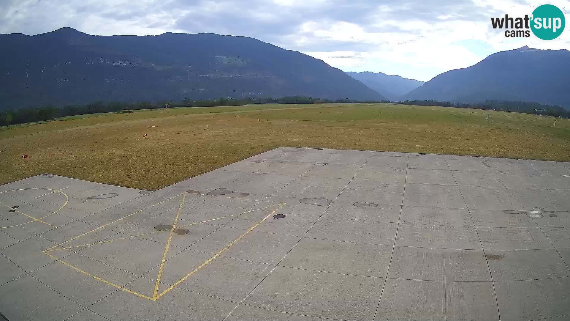 Bovec airport webcam – Skydive Bovec