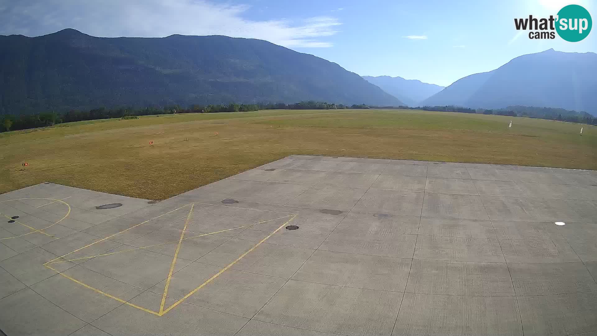Bovec airport webcam – Skydive Bovec