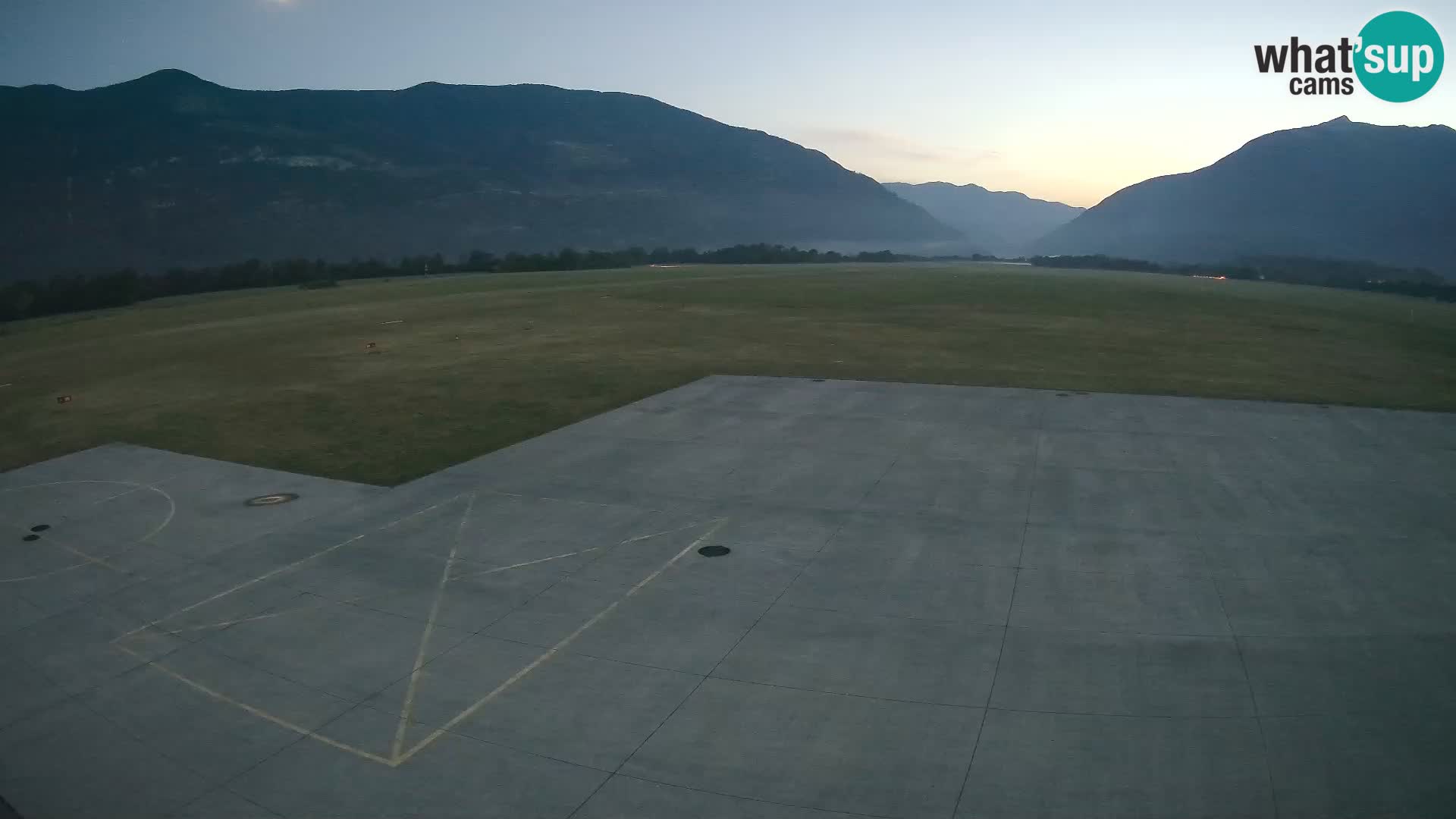 Bovec airport webcam – Skydive Bovec