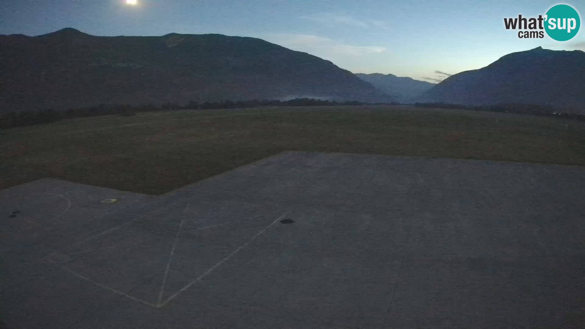 Cámara web del aeropuerto de Bovec – Skydive Bovec