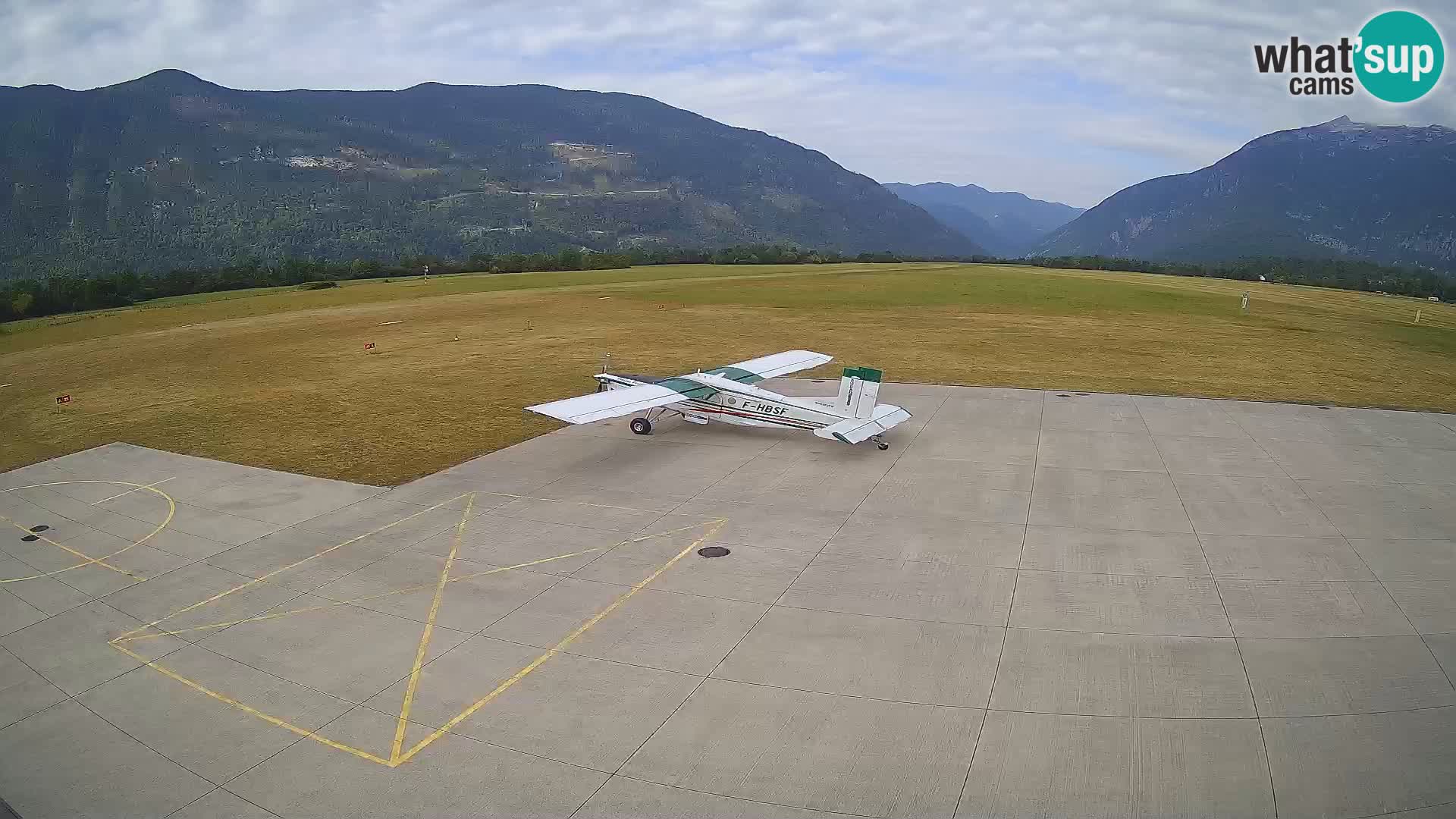 Bovec airport webcam – Skydive Bovec
