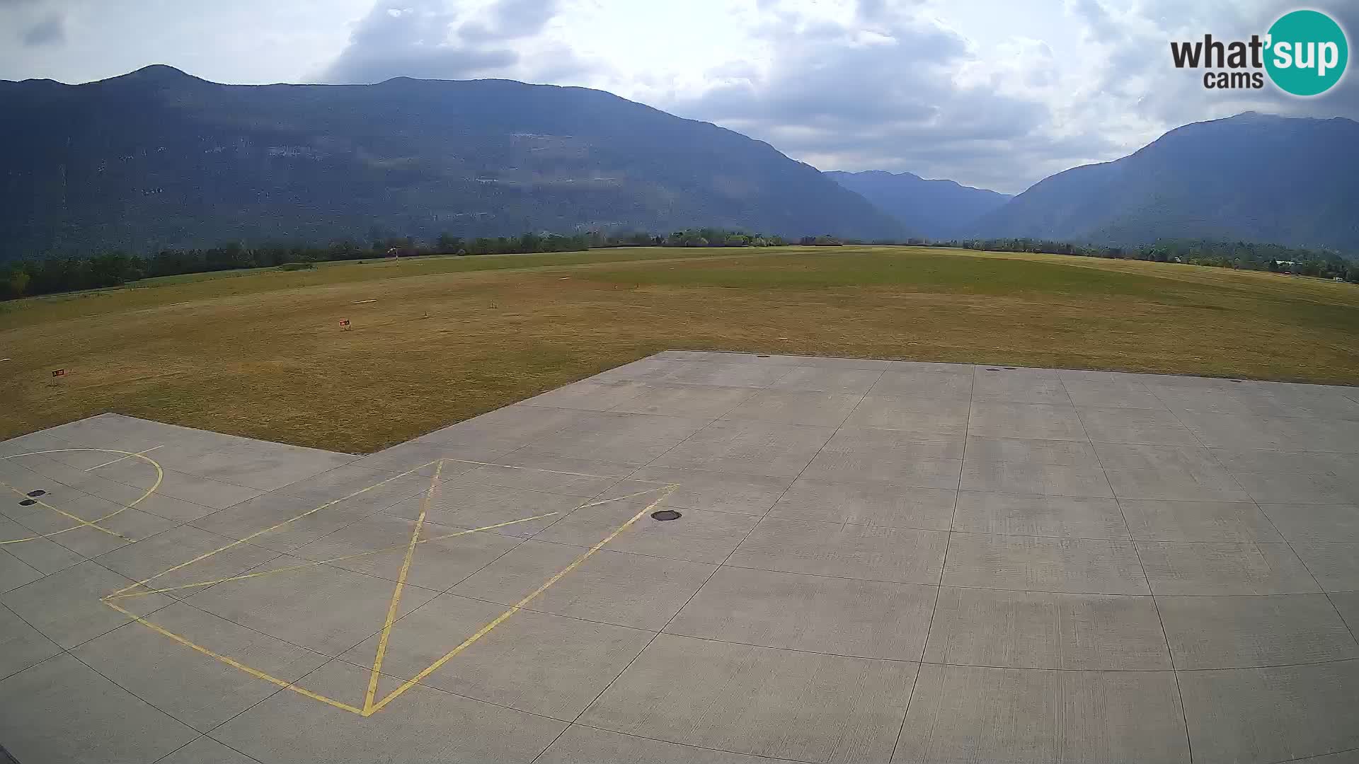 Bovec airport webcam – Skydive Bovec