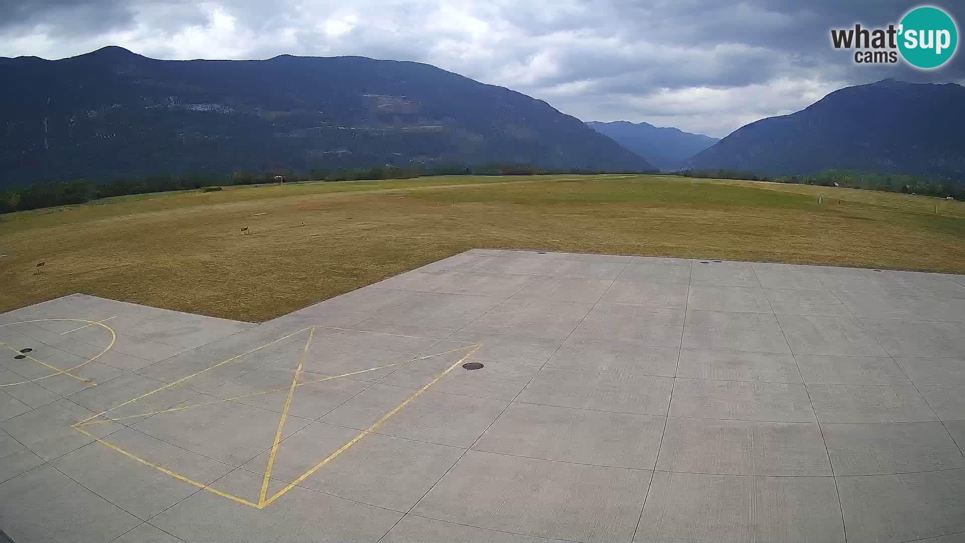Web kamera zračne luke Bovec – Skydive Bovec