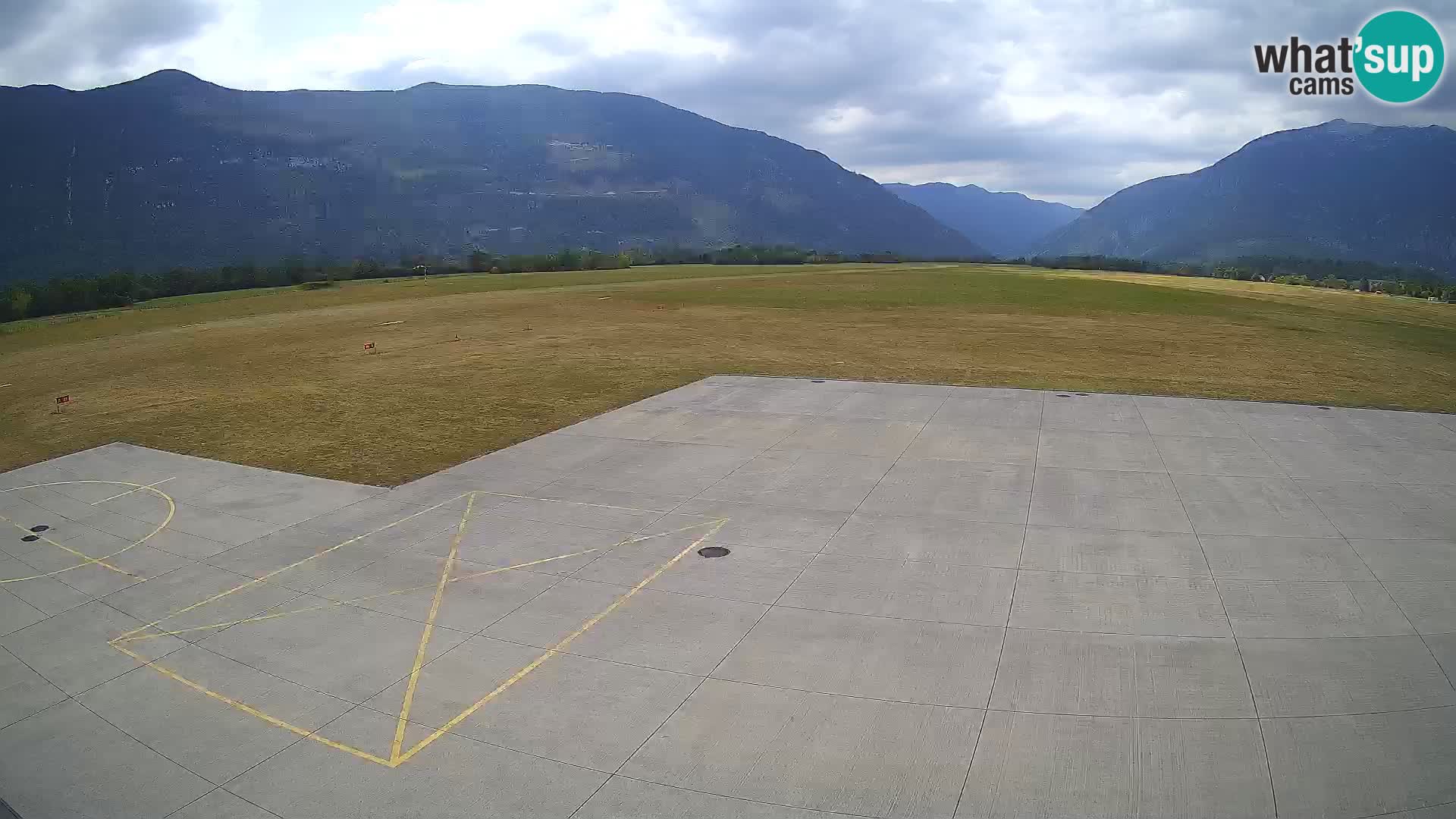 Bovec airport webcam – Skydive Bovec