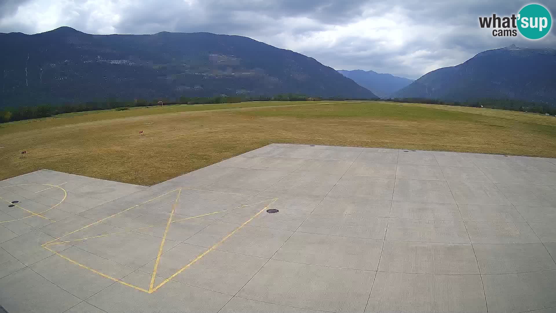 Bovec airport webcam – Skydive Bovec