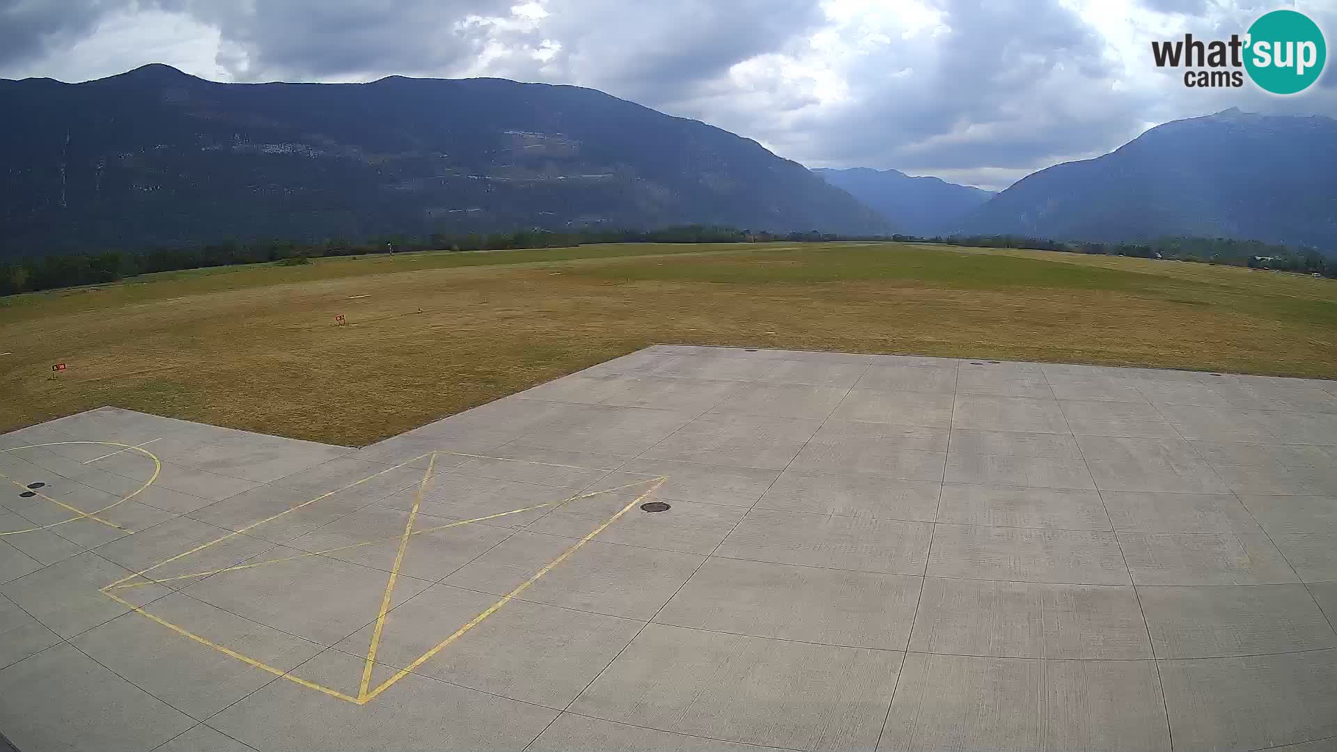 Webcam de l’aéroport de Bovec – Skydive Bovec