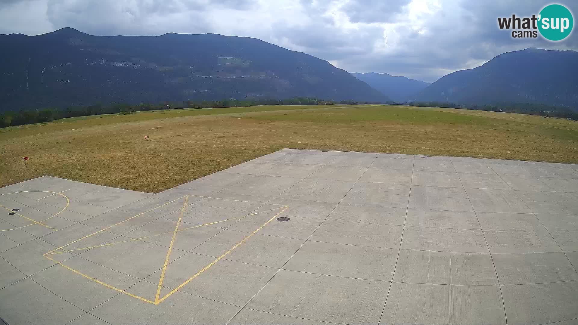Cámara web del aeropuerto de Bovec – Skydive Bovec