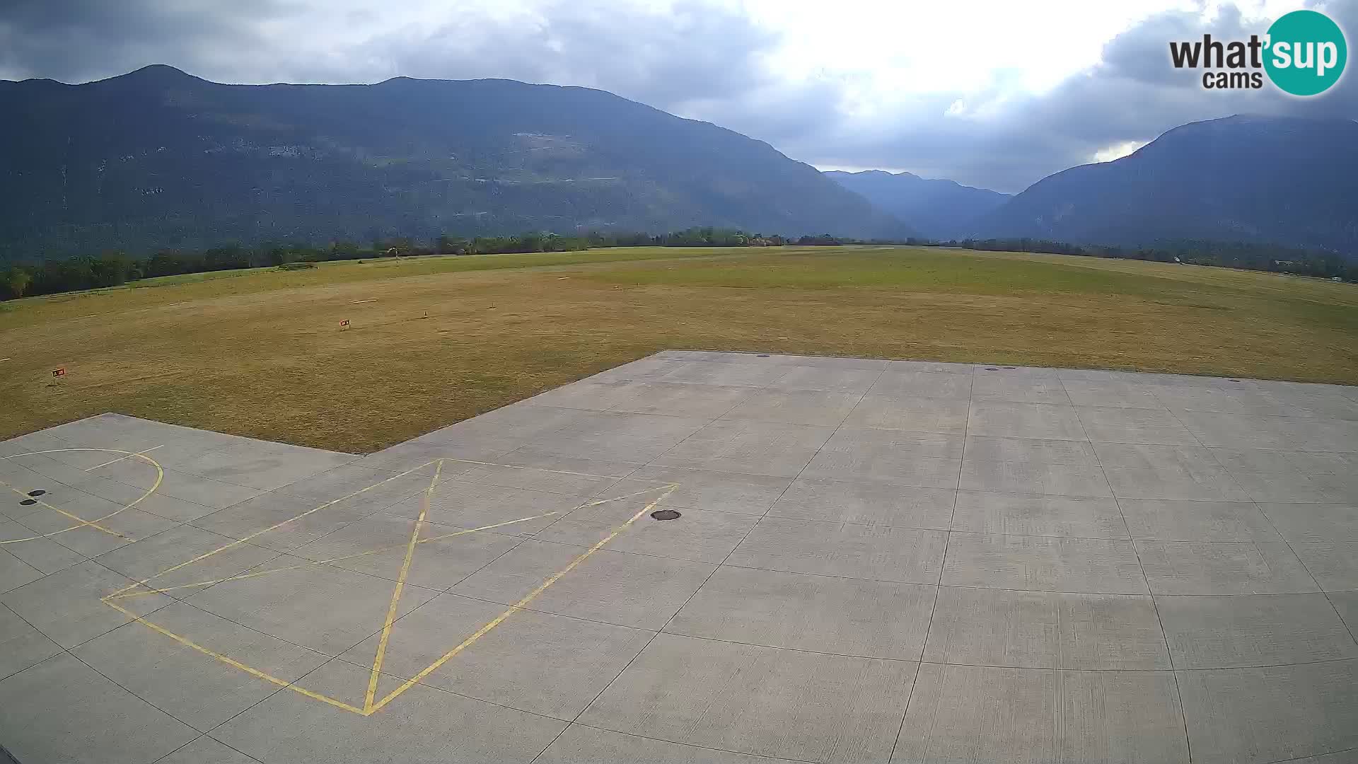 Cámara web del aeropuerto de Bovec – Skydive Bovec