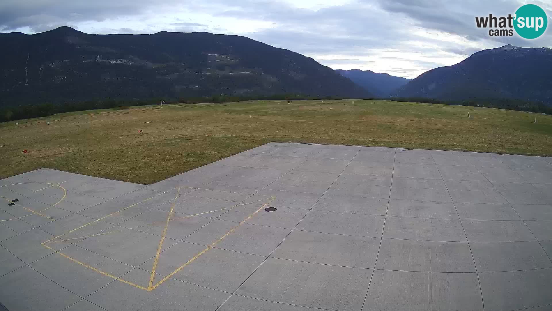 Webcam de l’aéroport de Bovec – Skydive Bovec