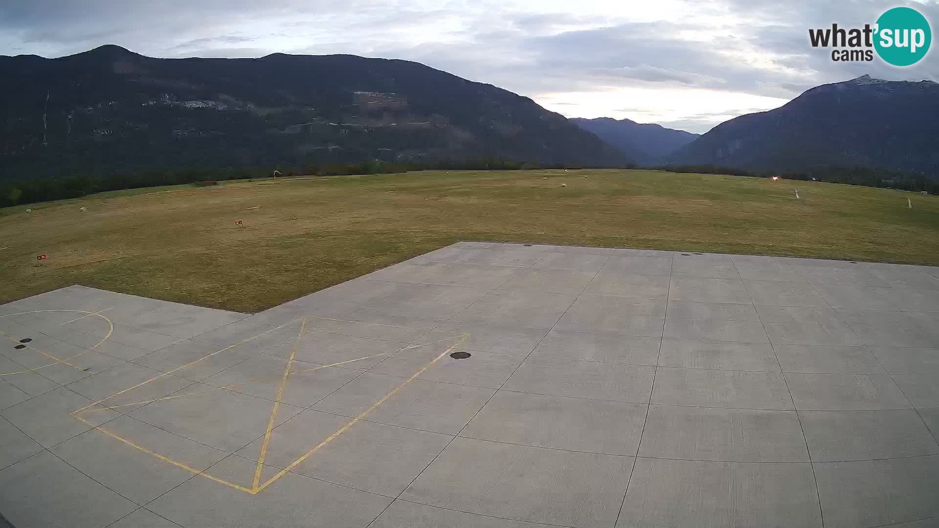 Webcam de l’aéroport de Bovec – Skydive Bovec