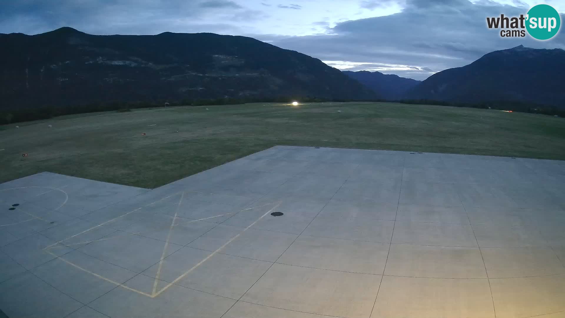 Webcam de l’aéroport de Bovec – Skydive Bovec