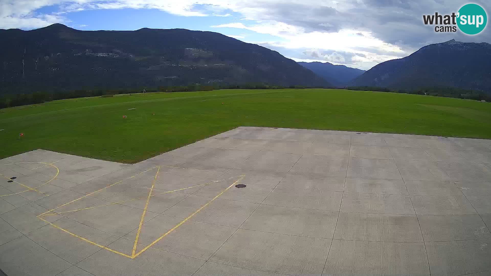 Webcam des Flughafens Bovec – Skydive Bovec