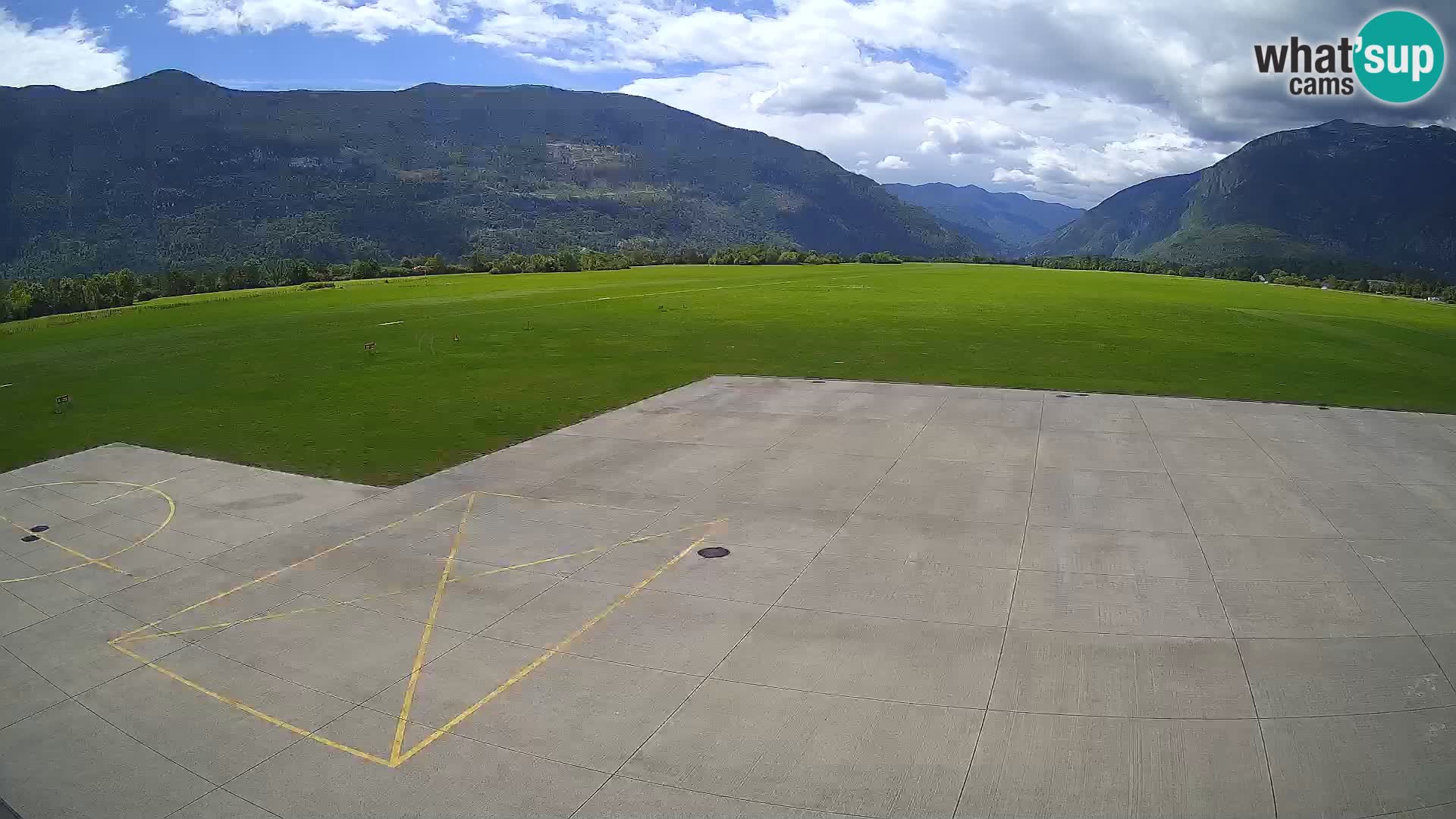 Web kamera zračne luke Bovec – Skydive Bovec