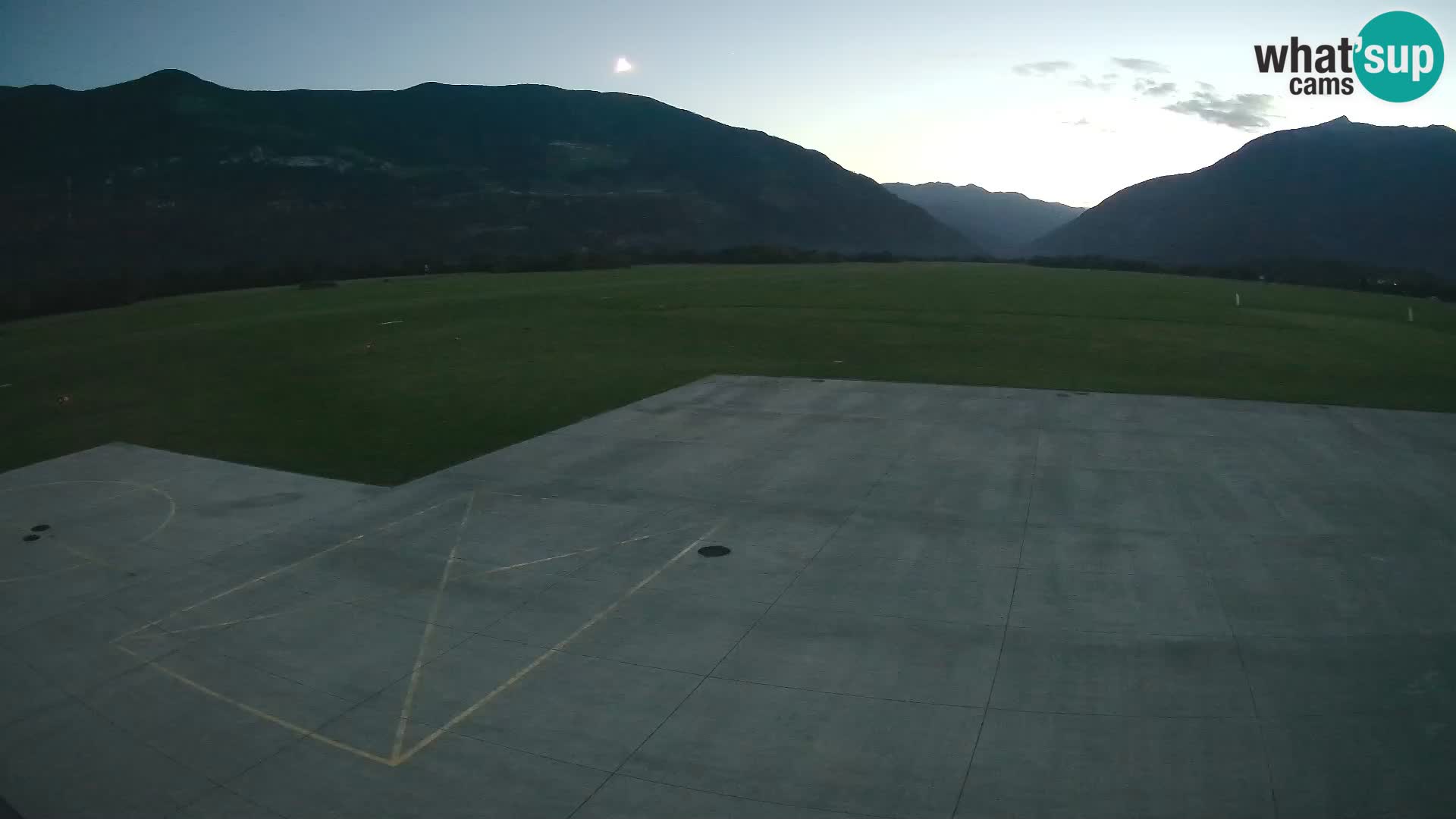 Cámara web del aeropuerto de Bovec – Skydive Bovec