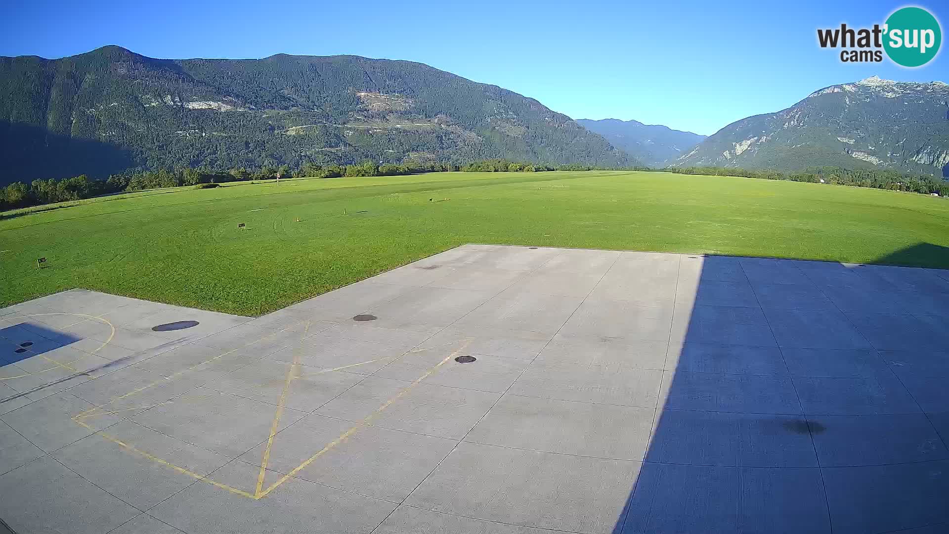 Webcam des Flughafens Bovec – Skydive Bovec