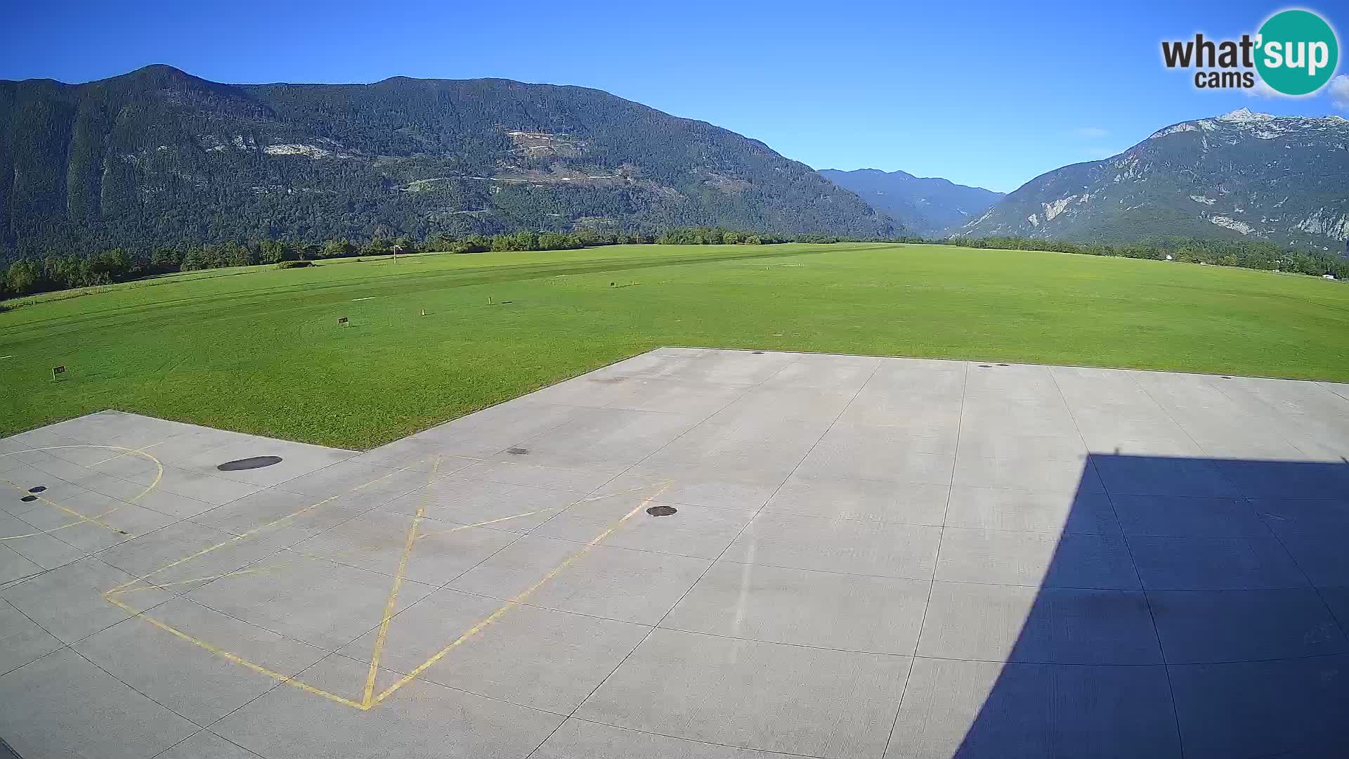 Bovec airport webcam – Skydive Bovec
