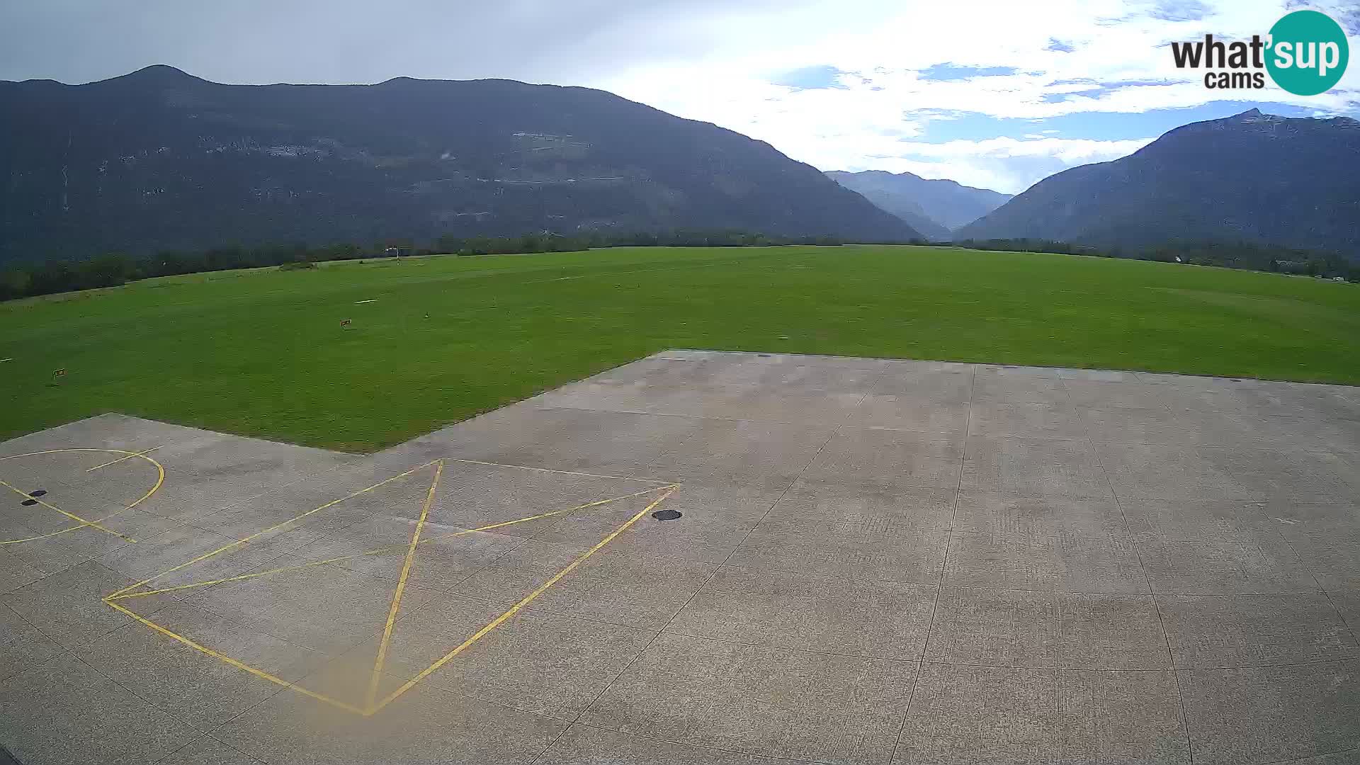 Cámara web del aeropuerto de Bovec – Skydive Bovec
