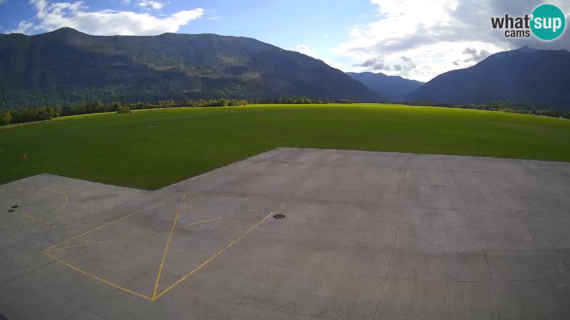 Webcam des Flughafens Bovec – Skydive Bovec