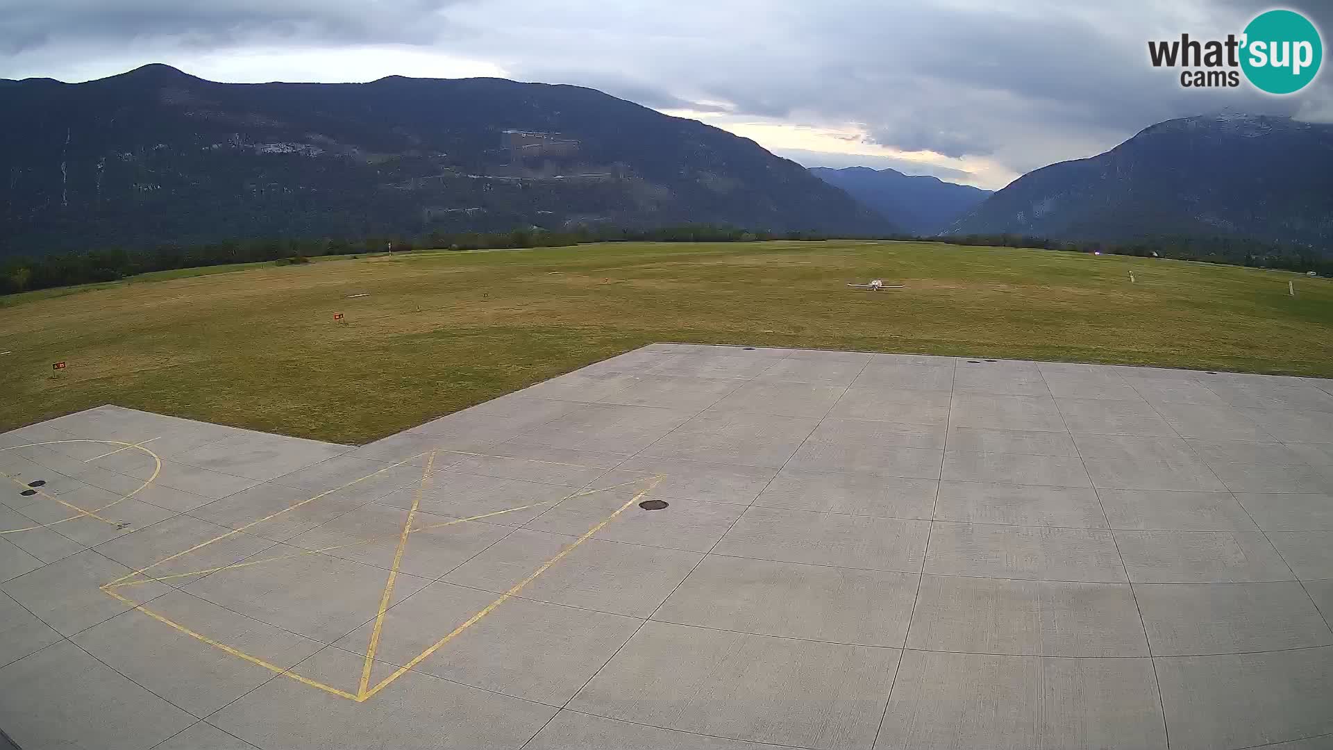 Bovec airport webcam – Skydive Bovec