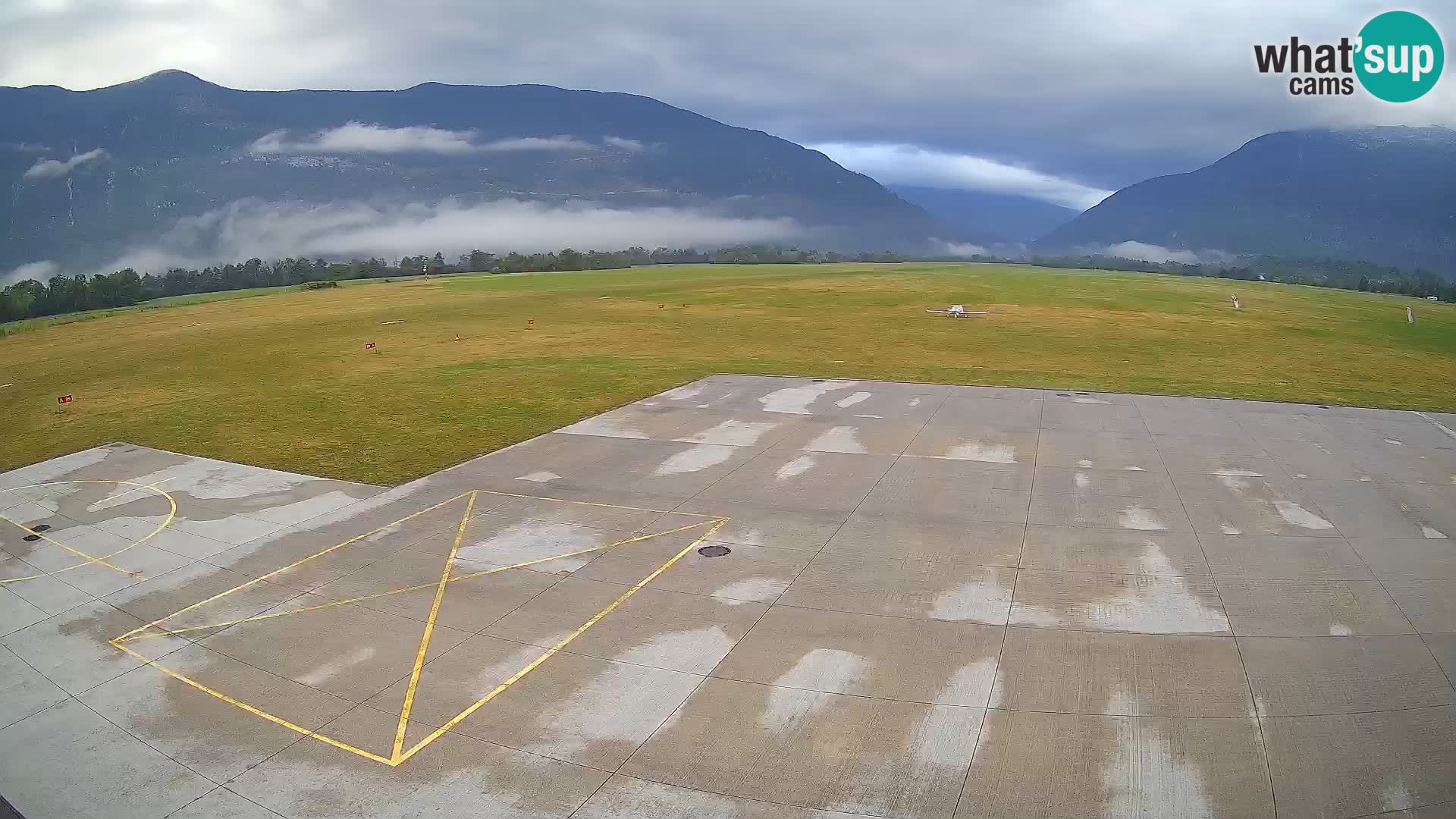 Bovec airport webcam – Skydive Bovec