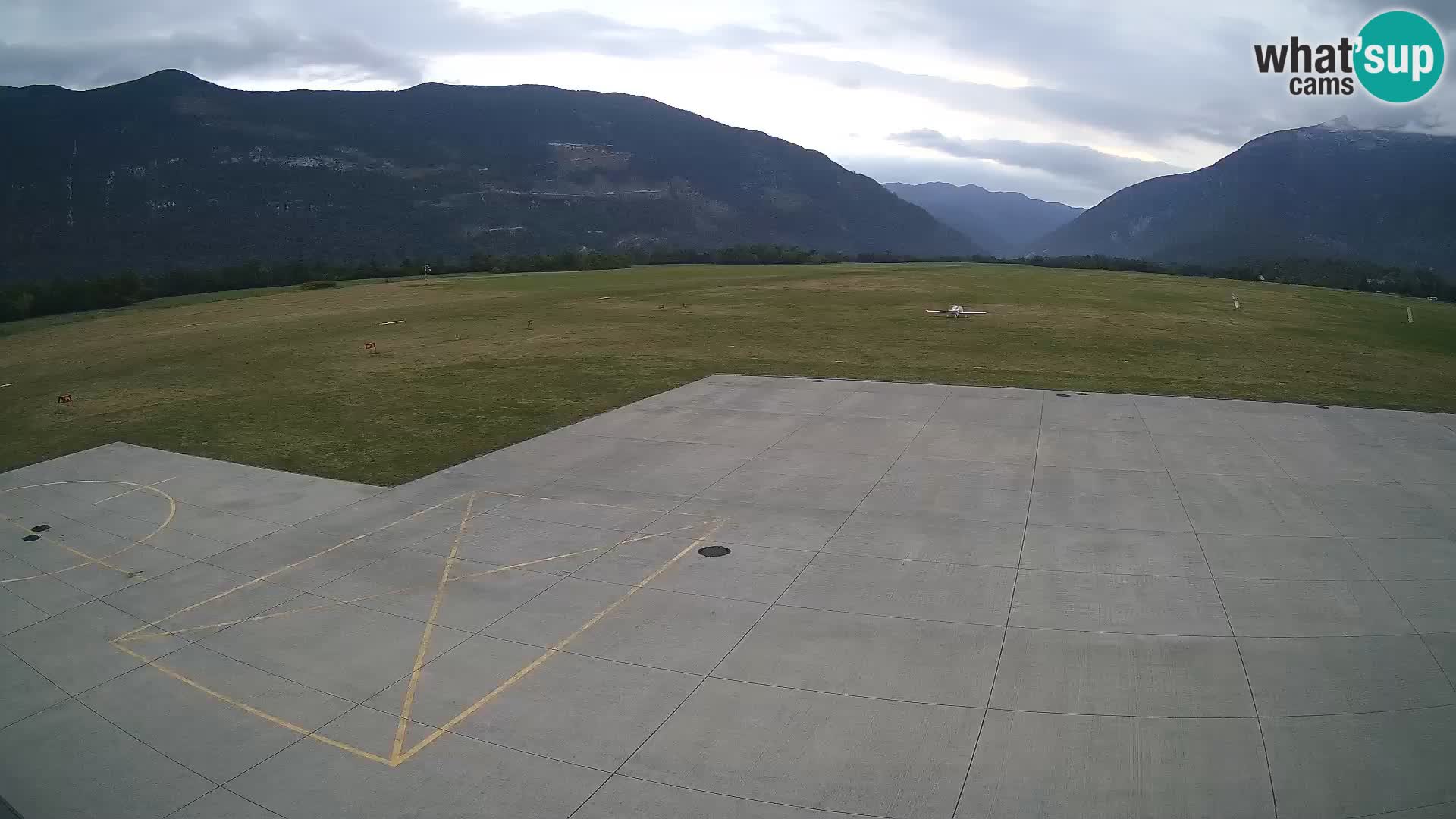 Bovec airport webcam – Skydive Bovec