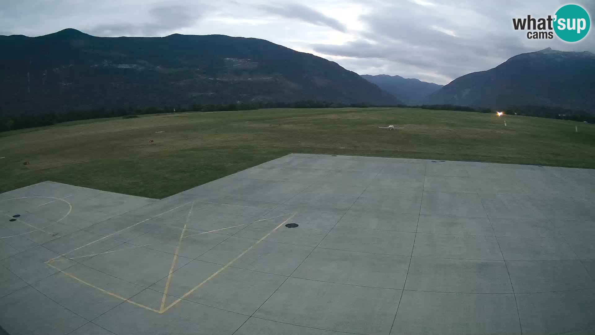 Webcam des Flughafens Bovec – Skydive Bovec