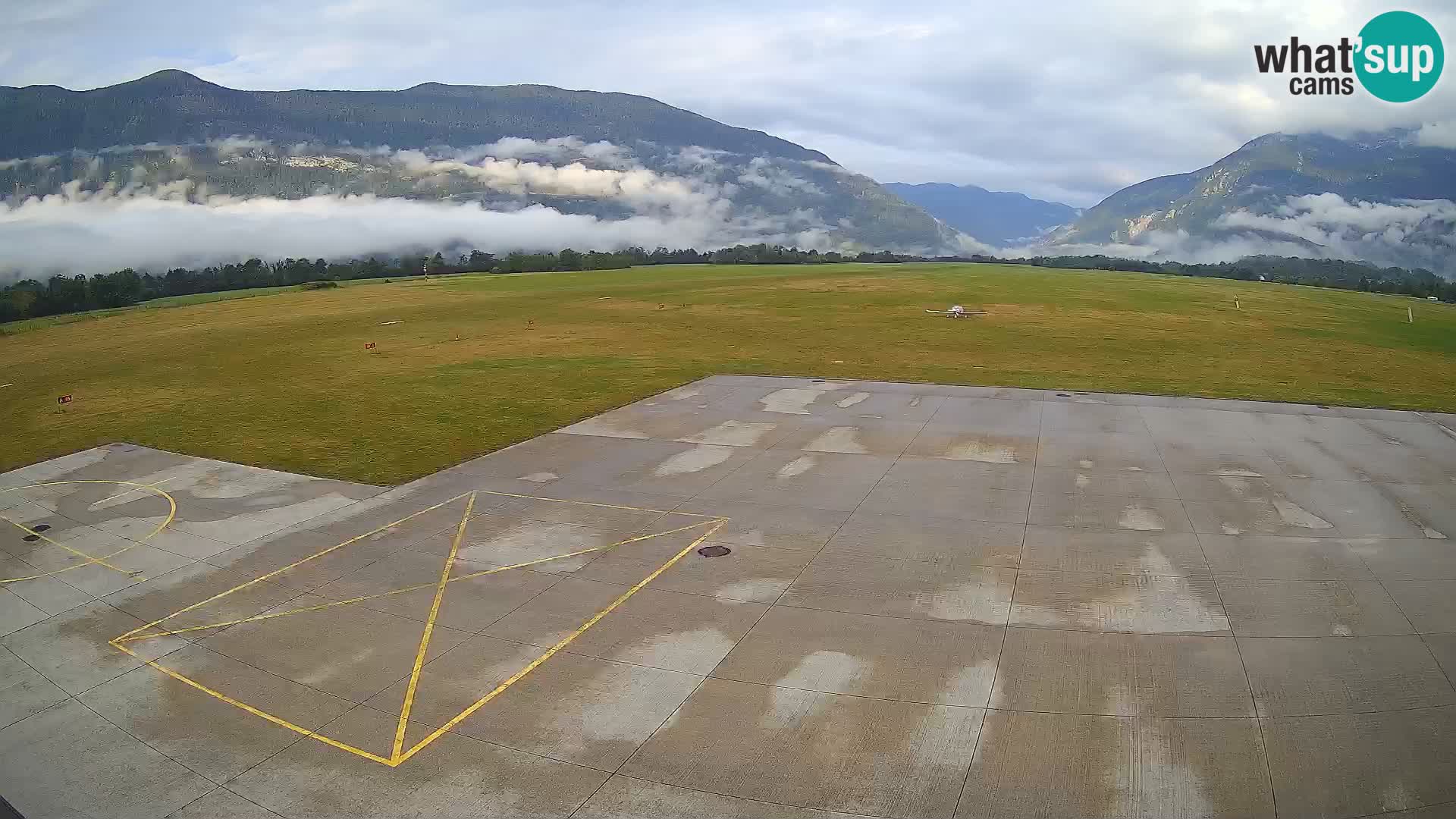 Bovec airport webcam – Skydive Bovec