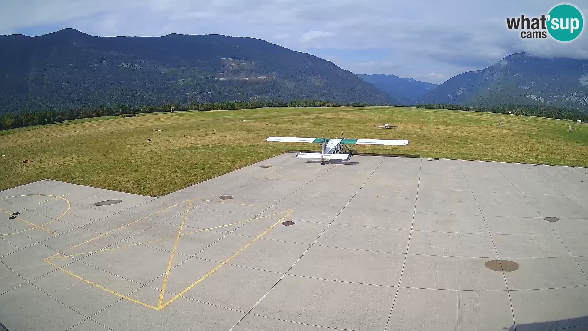 Cámara web del aeropuerto de Bovec – Skydive Bovec
