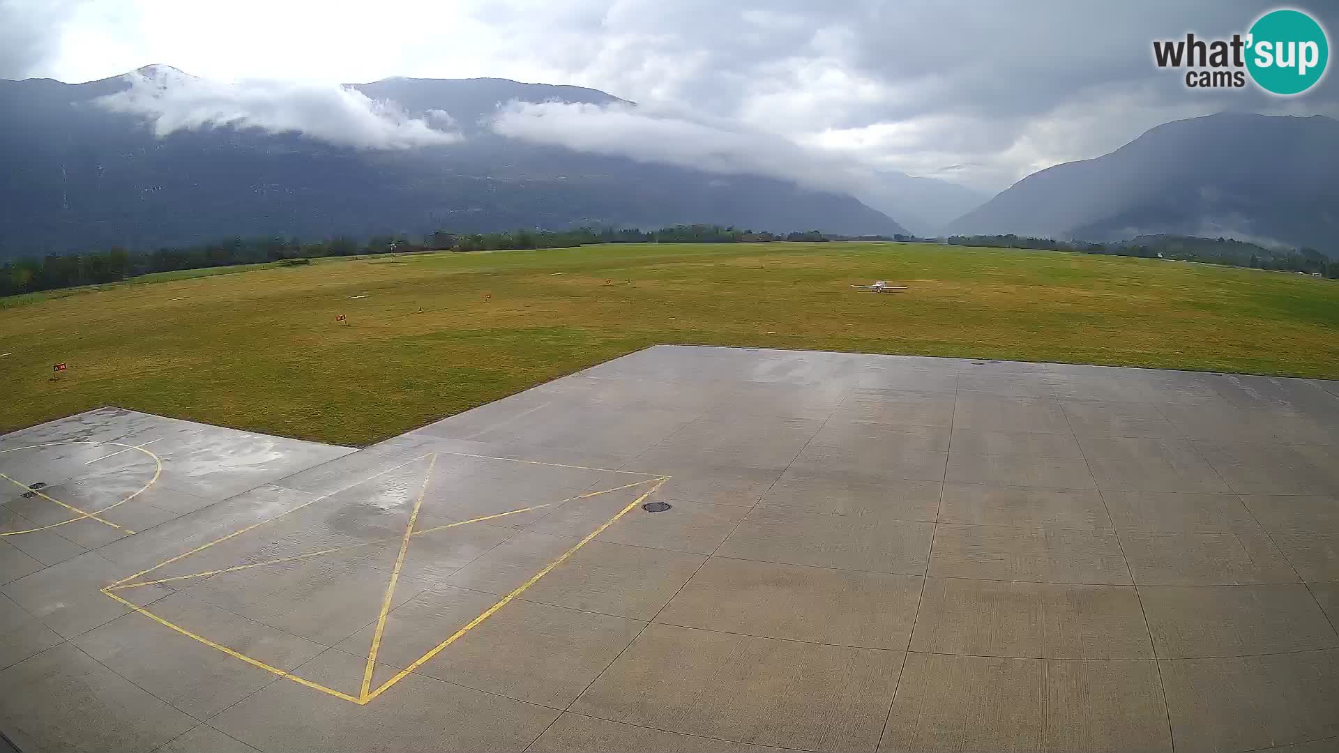 Webcam de l’aéroport de Bovec – Skydive Bovec