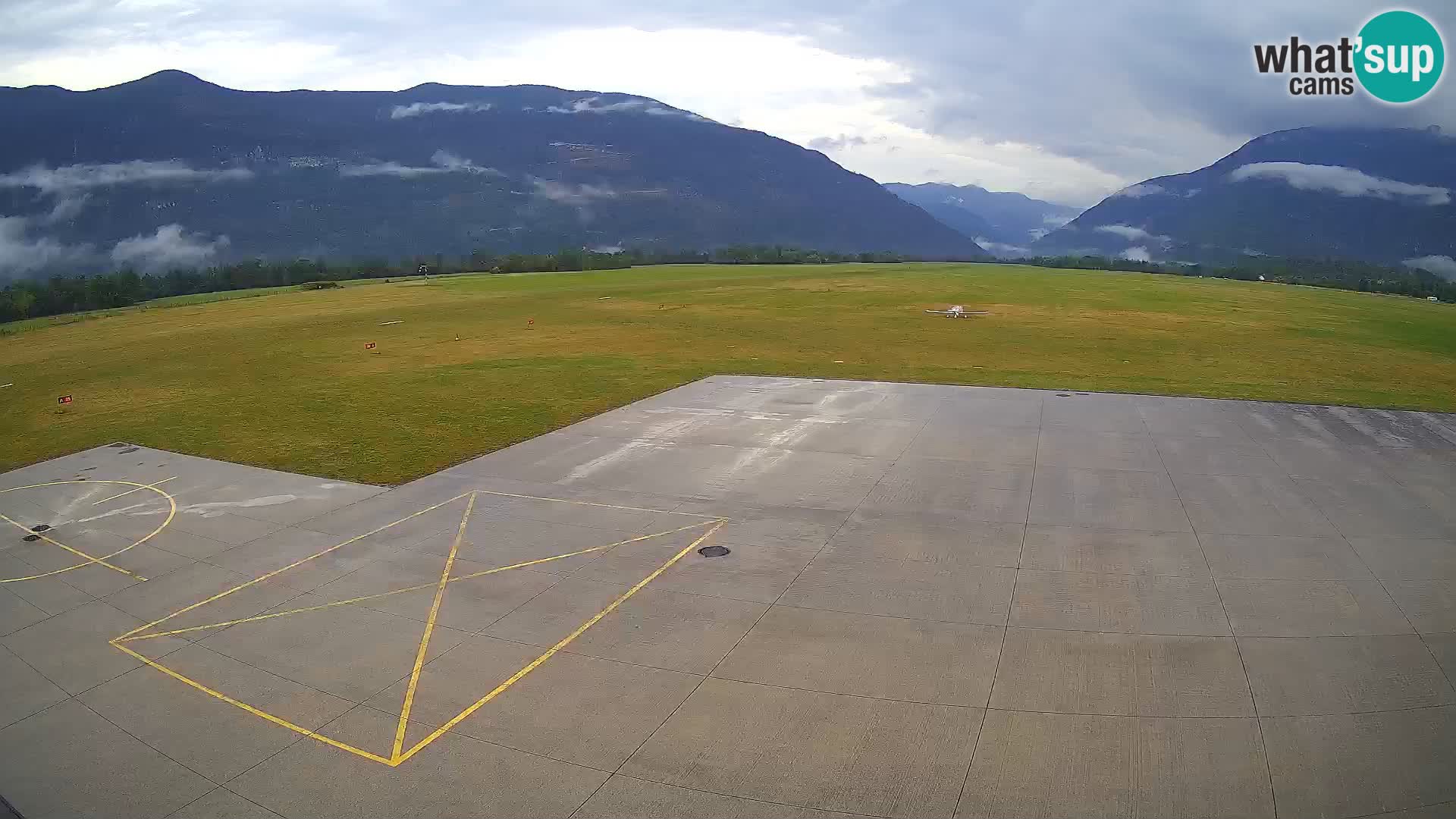 Webcam des Flughafens Bovec – Skydive Bovec