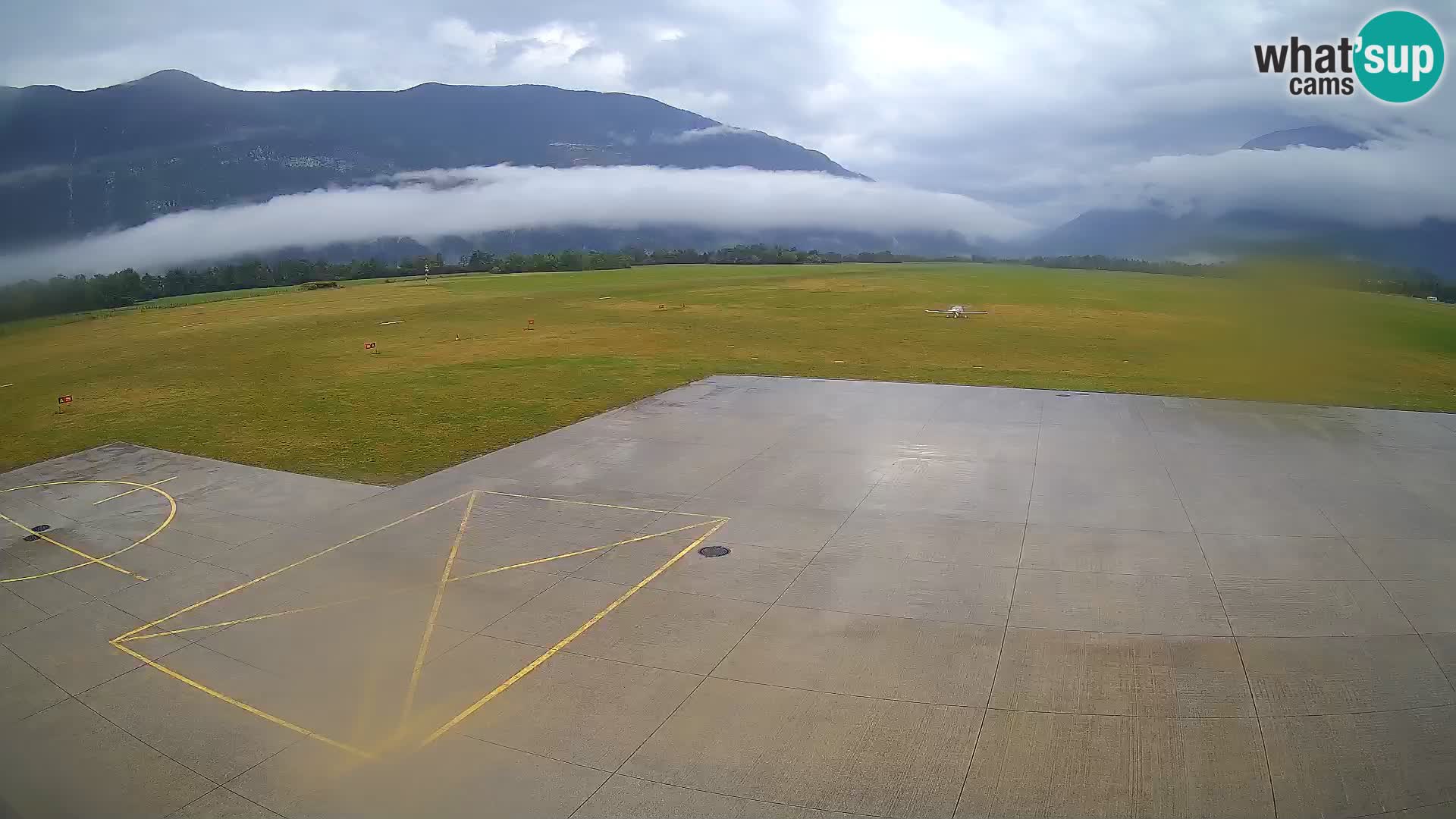 Cámara web del aeropuerto de Bovec – Skydive Bovec