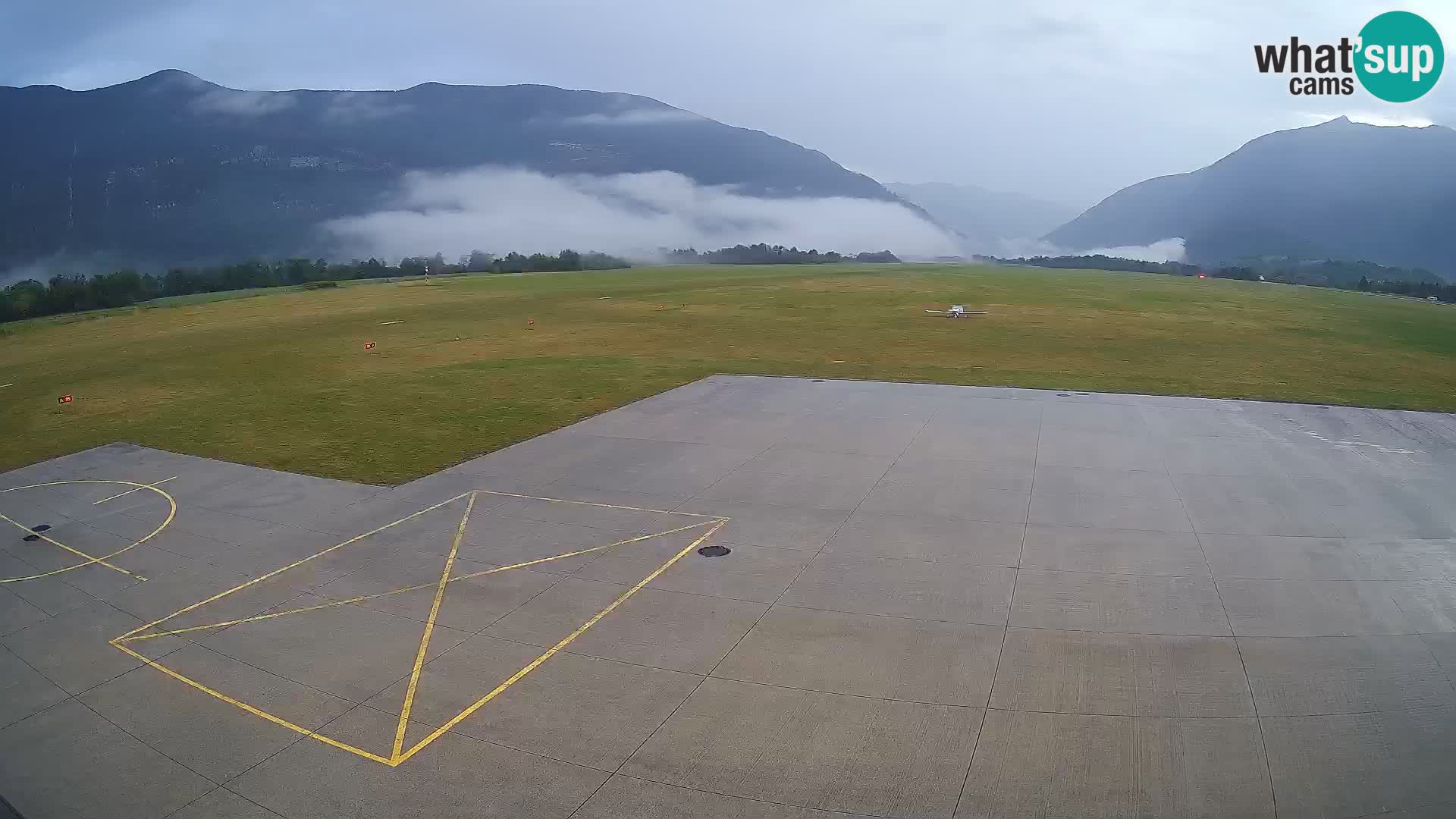 Web kamera zračne luke Bovec – Skydive Bovec