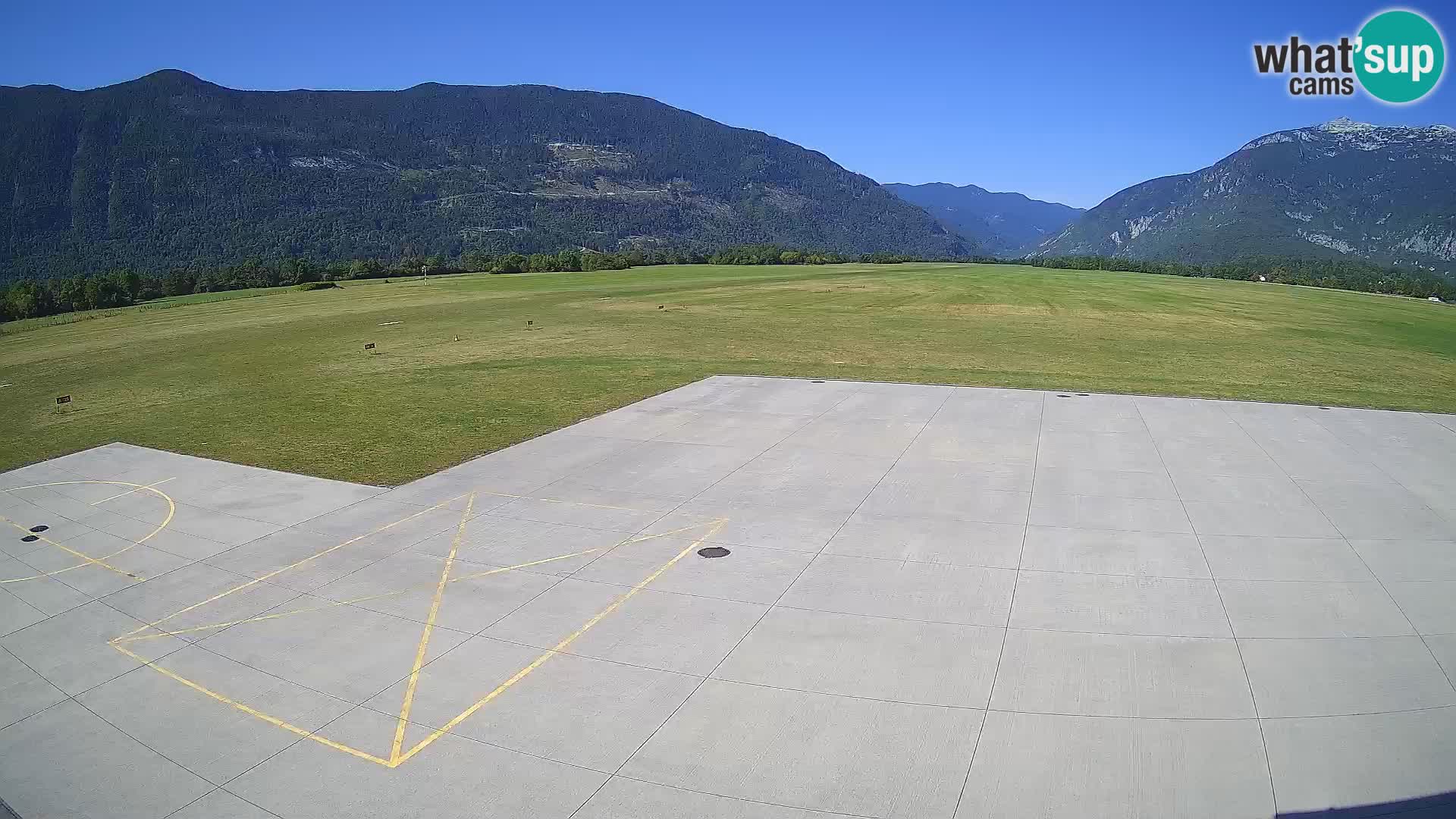 Cámara web del aeropuerto de Bovec – Skydive Bovec