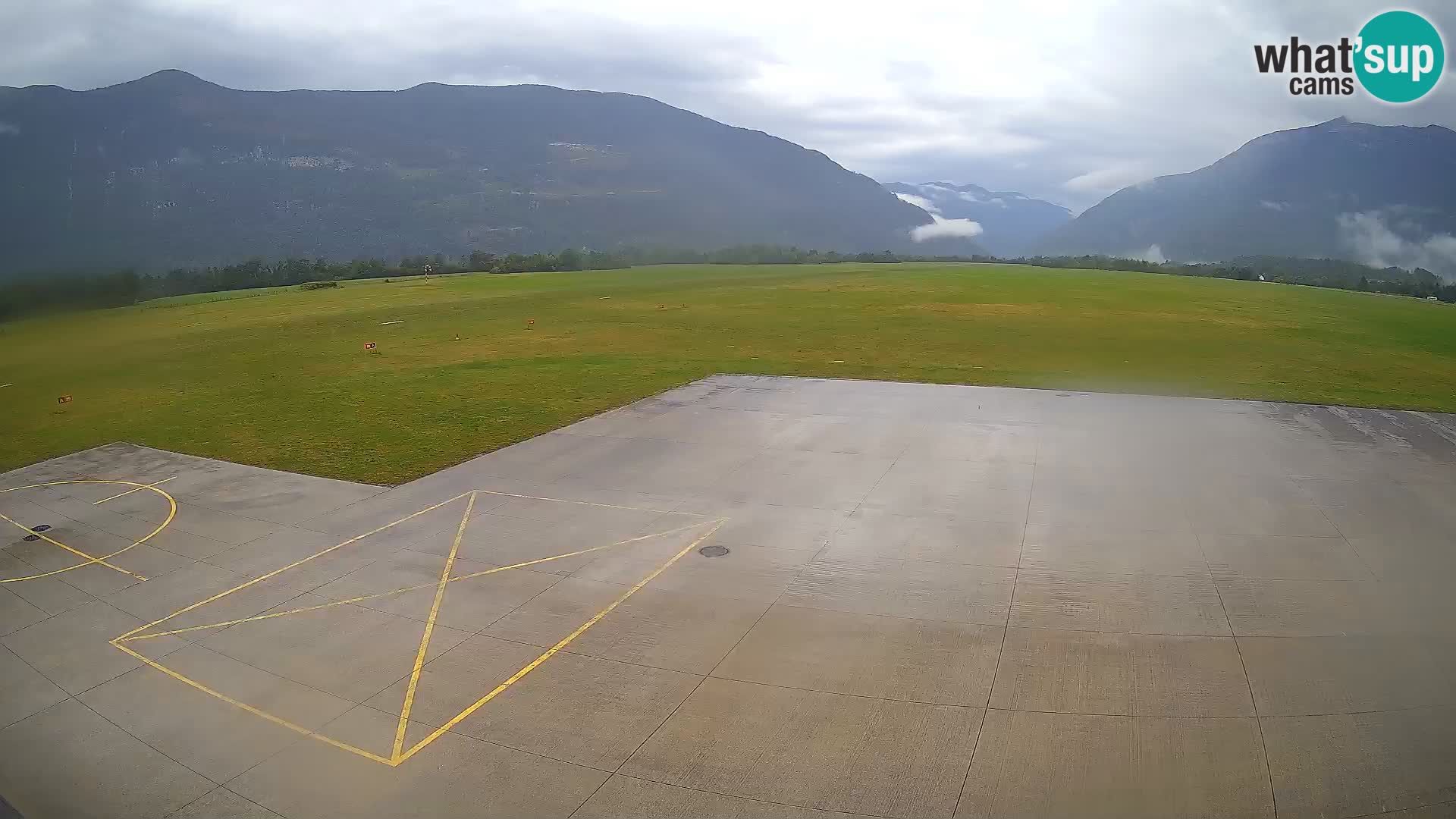 Bovec airport webcam – Skydive Bovec