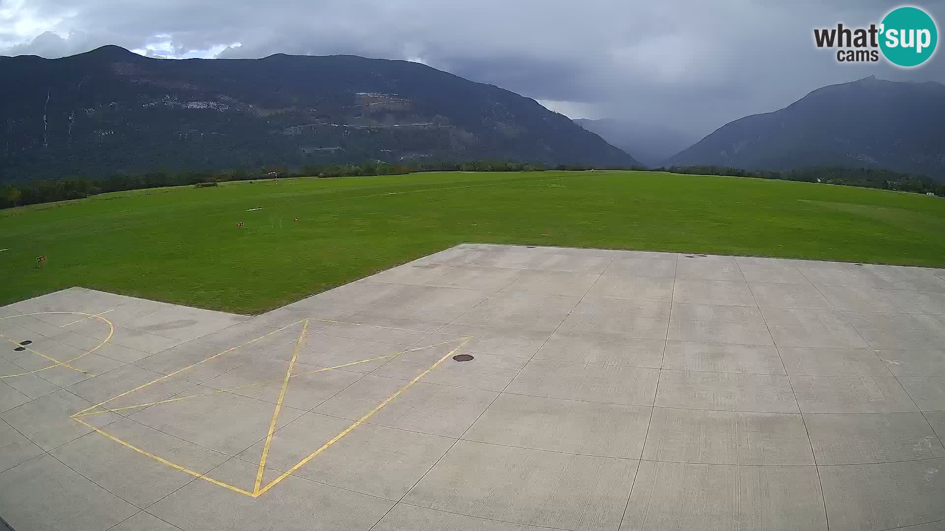 Bovec airport webcam – Skydive Bovec