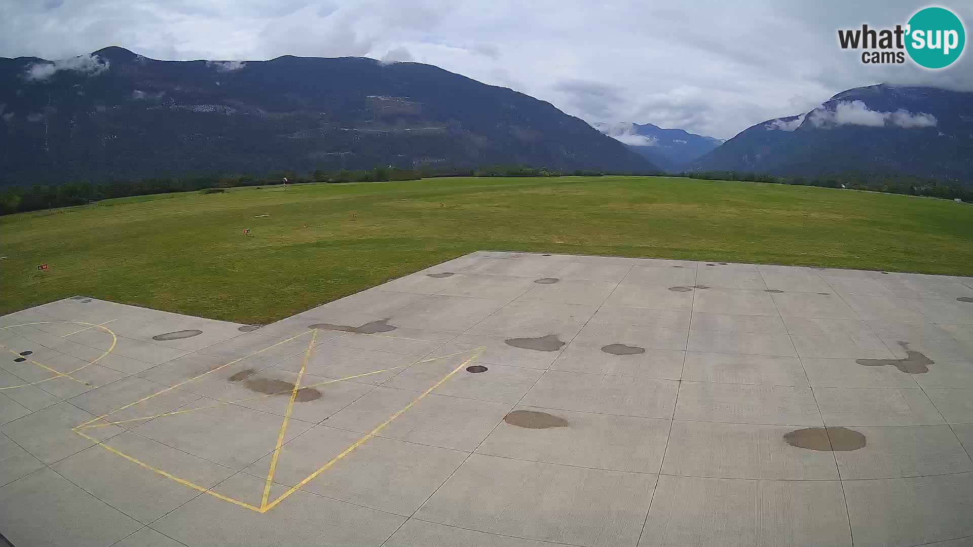 Webcam des Flughafens Bovec – Skydive Bovec