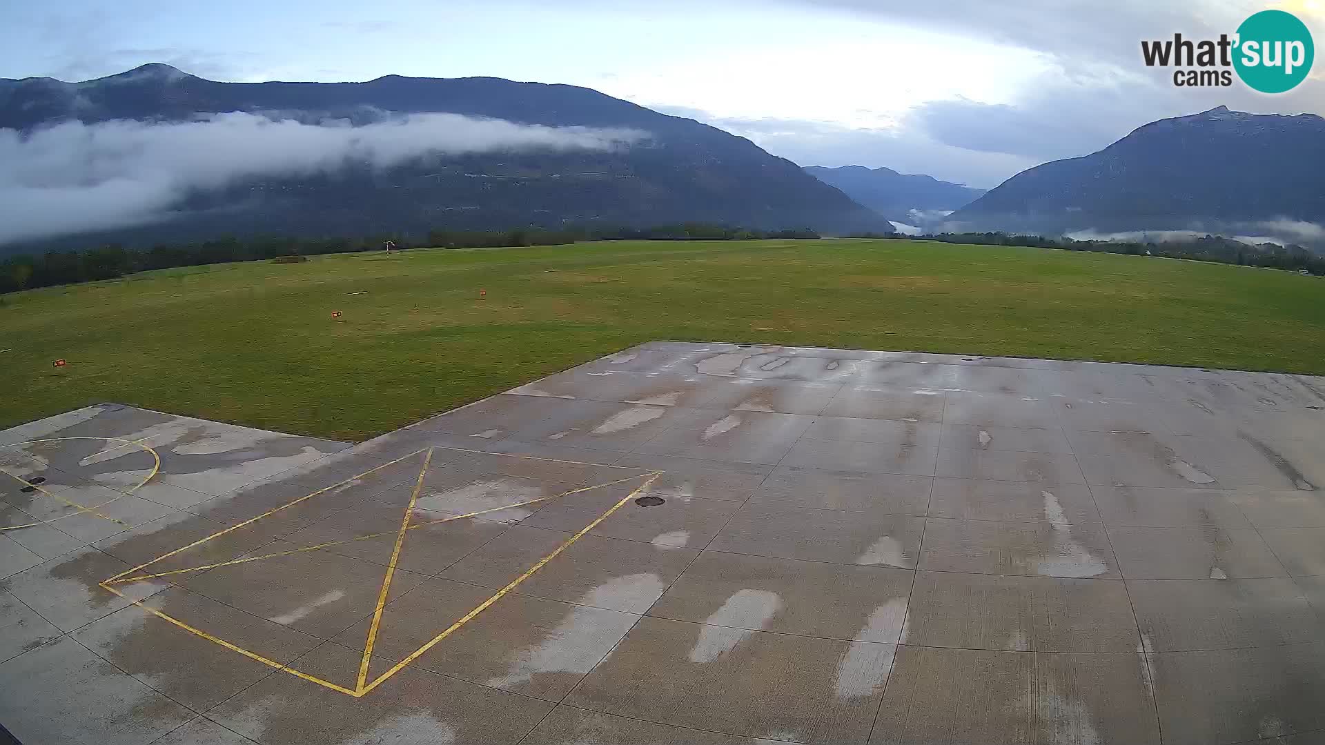 Webcam des Flughafens Bovec – Skydive Bovec