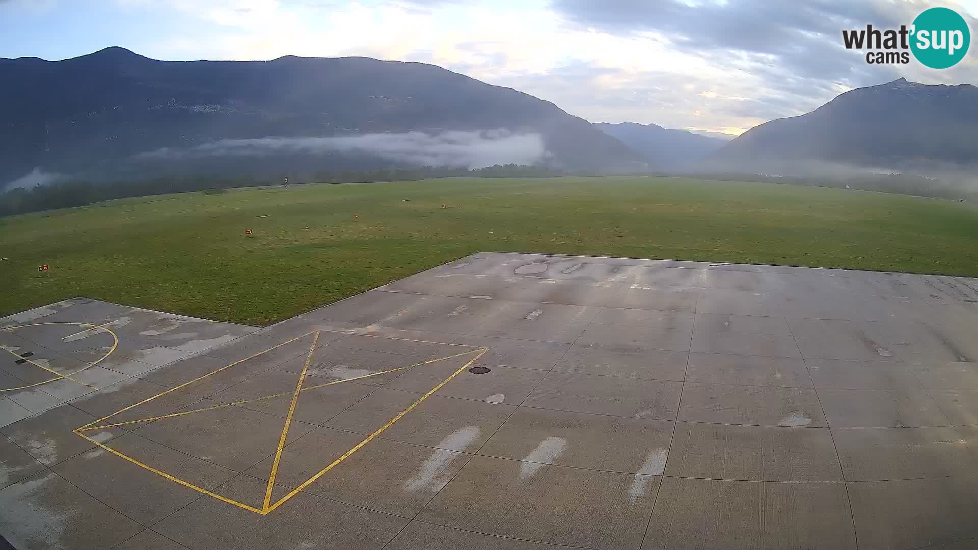 Webcam des Flughafens Bovec – Skydive Bovec