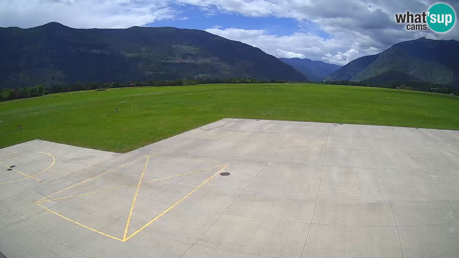 Webcam des Flughafens Bovec – Skydive Bovec