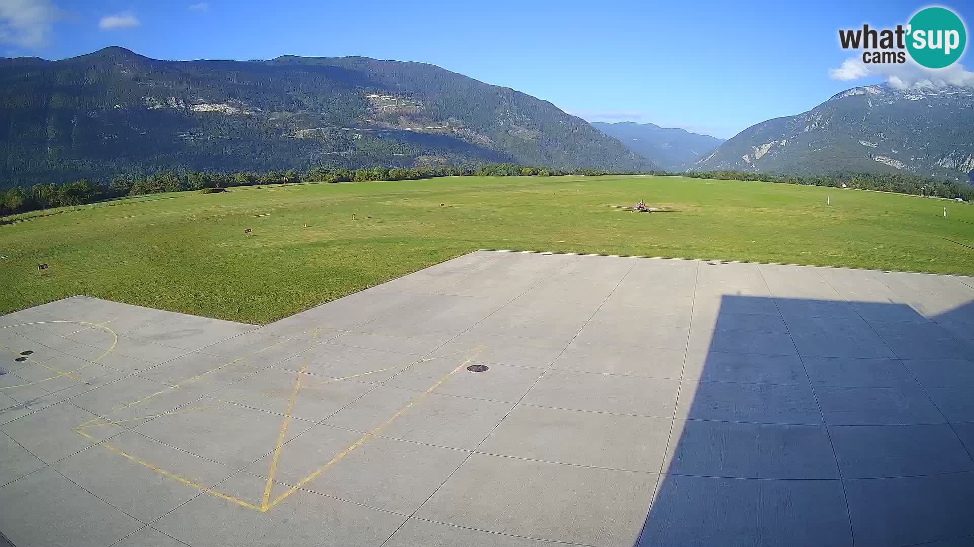 Bovec spletna kamera letališče – Skydive Bovec