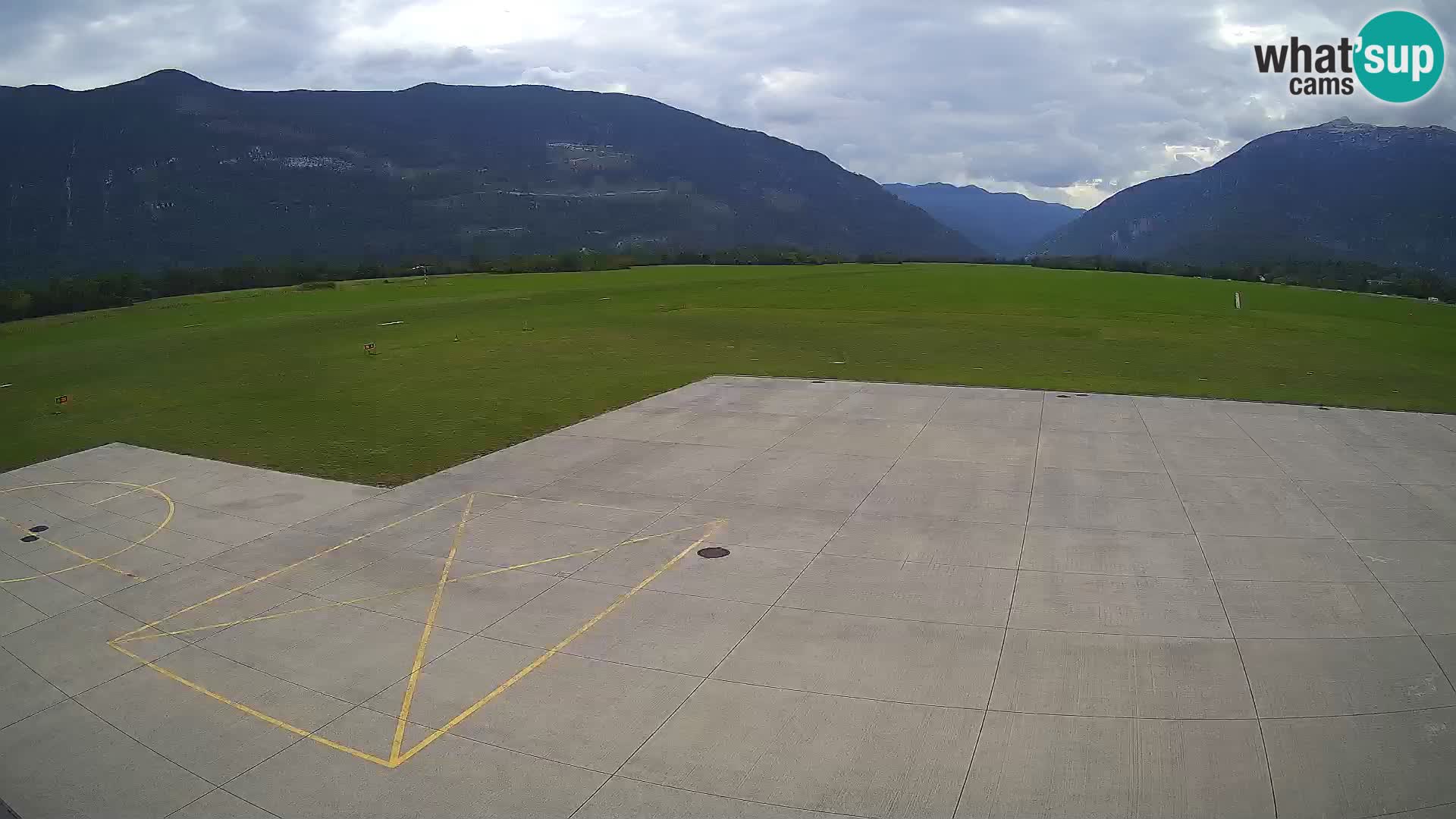 Cámara web del aeropuerto de Bovec – Skydive Bovec