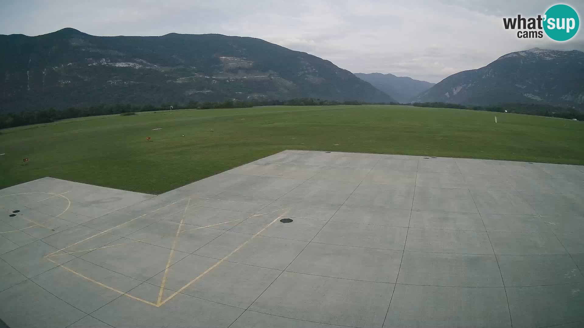 Bovec airport webcam – Skydive Bovec