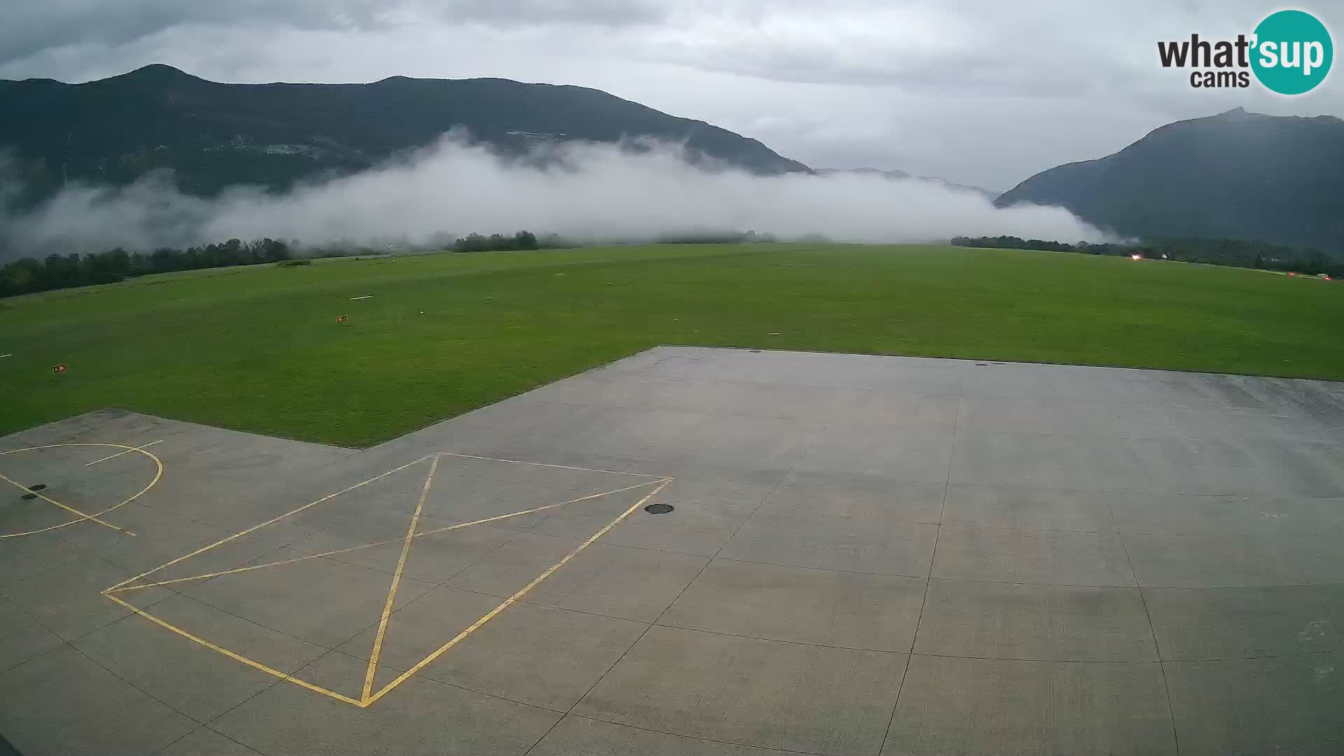 Bovec airport webcam – Skydive Bovec