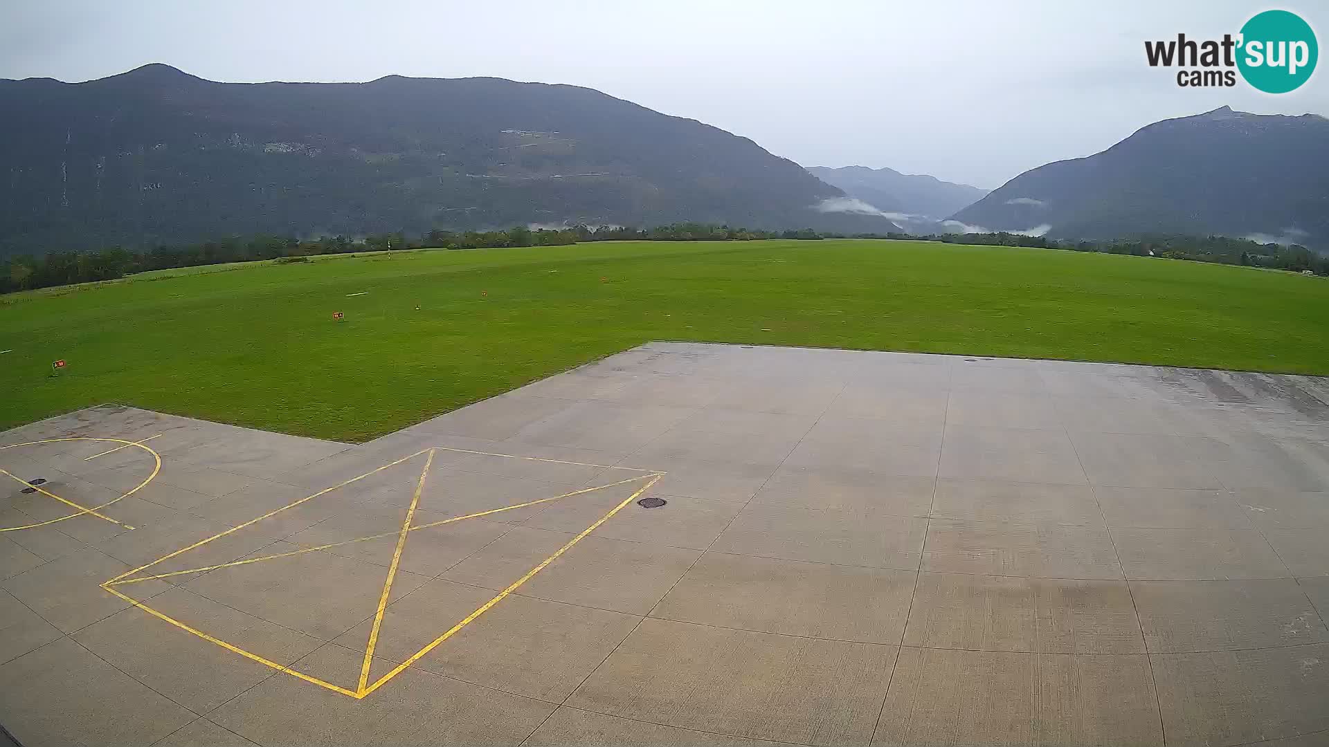 Bovec airport webcam – Skydive Bovec